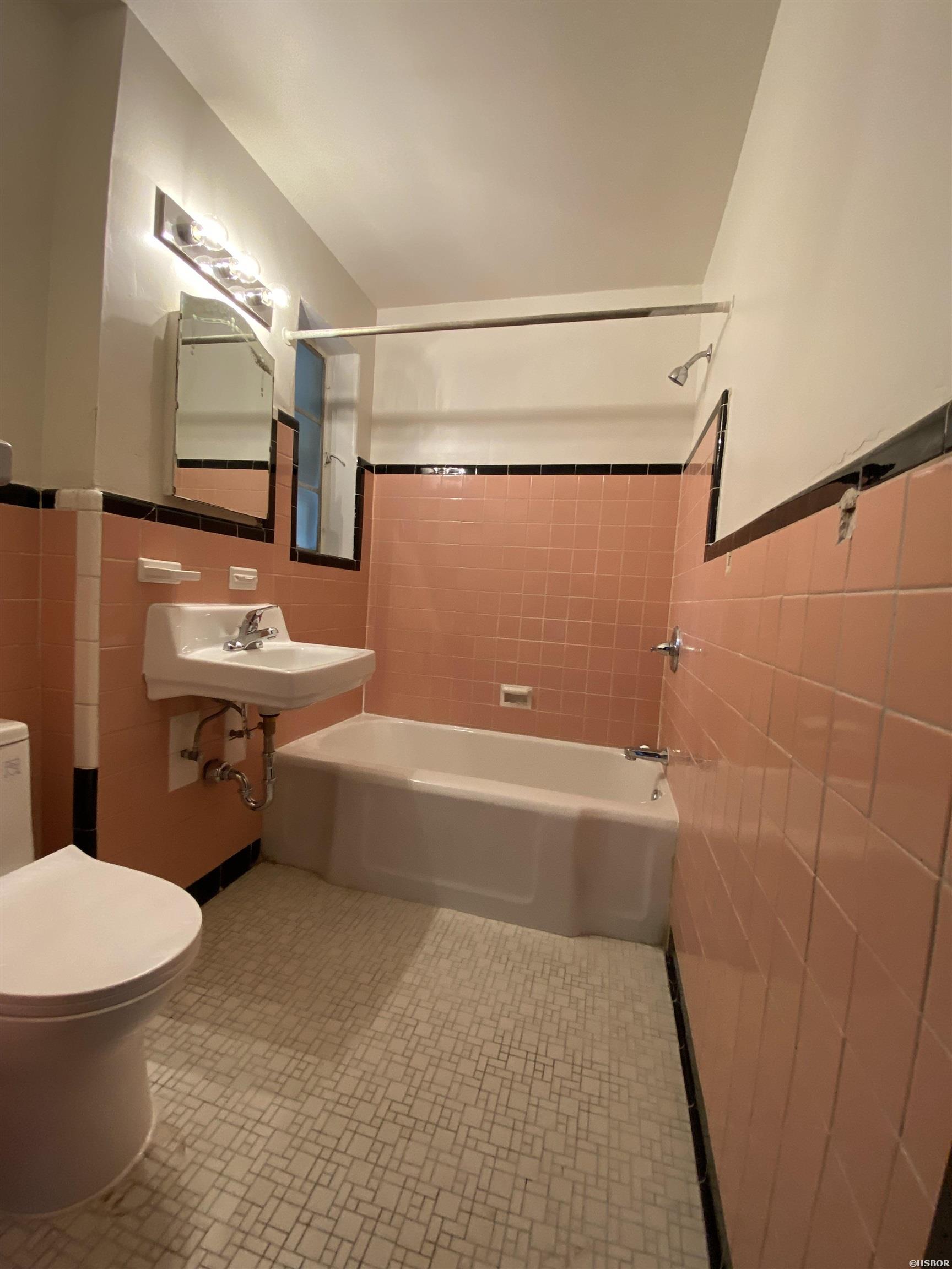1007 Park Avenue Property Photo 32