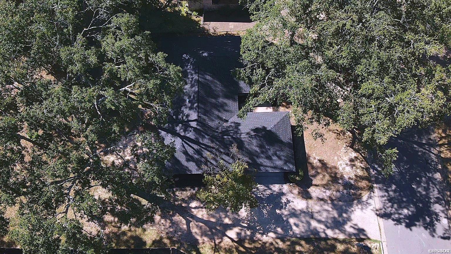 108 Leewood Drive Property Photo 3