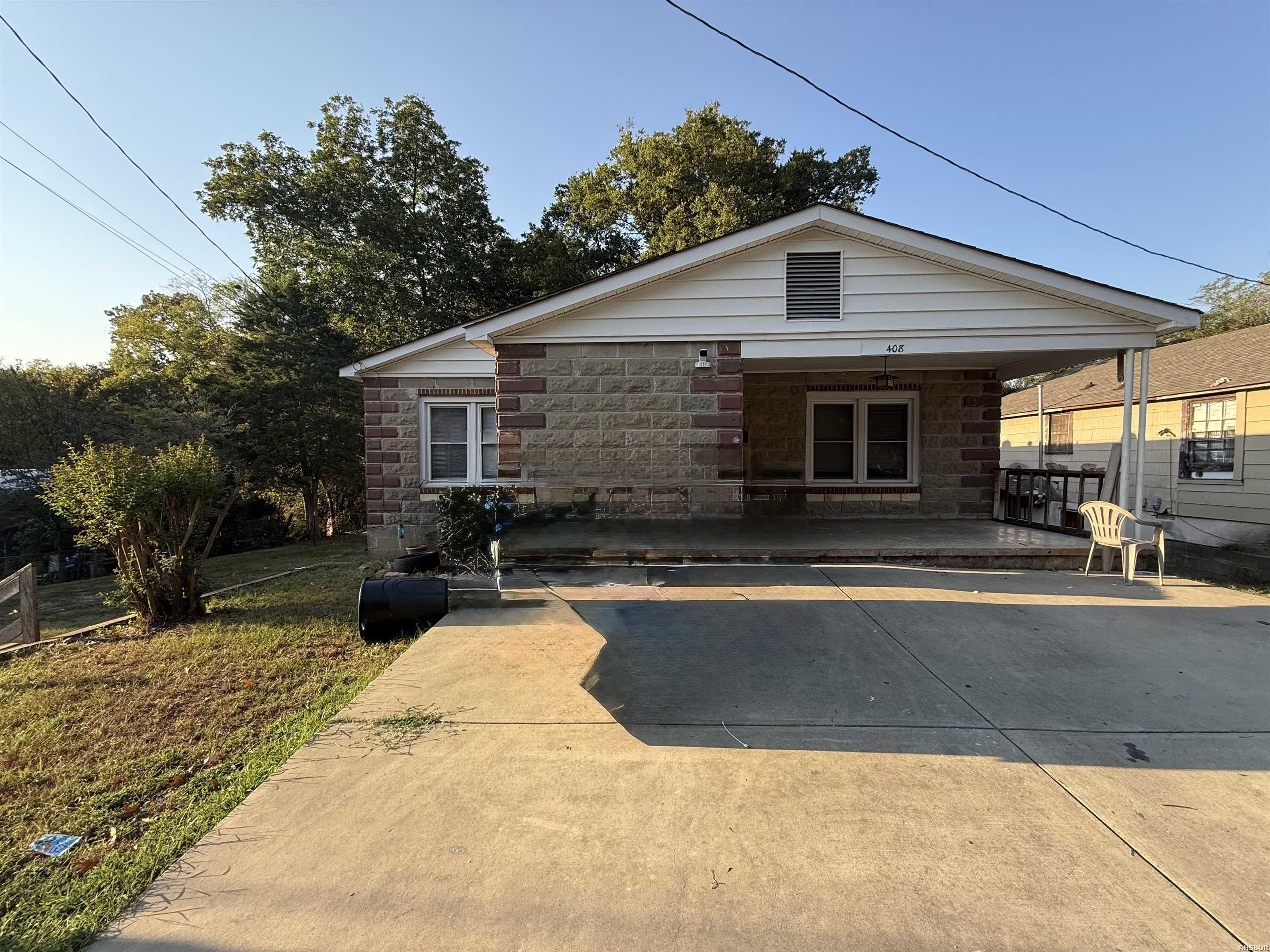 408 ALPINE Property Photo 1