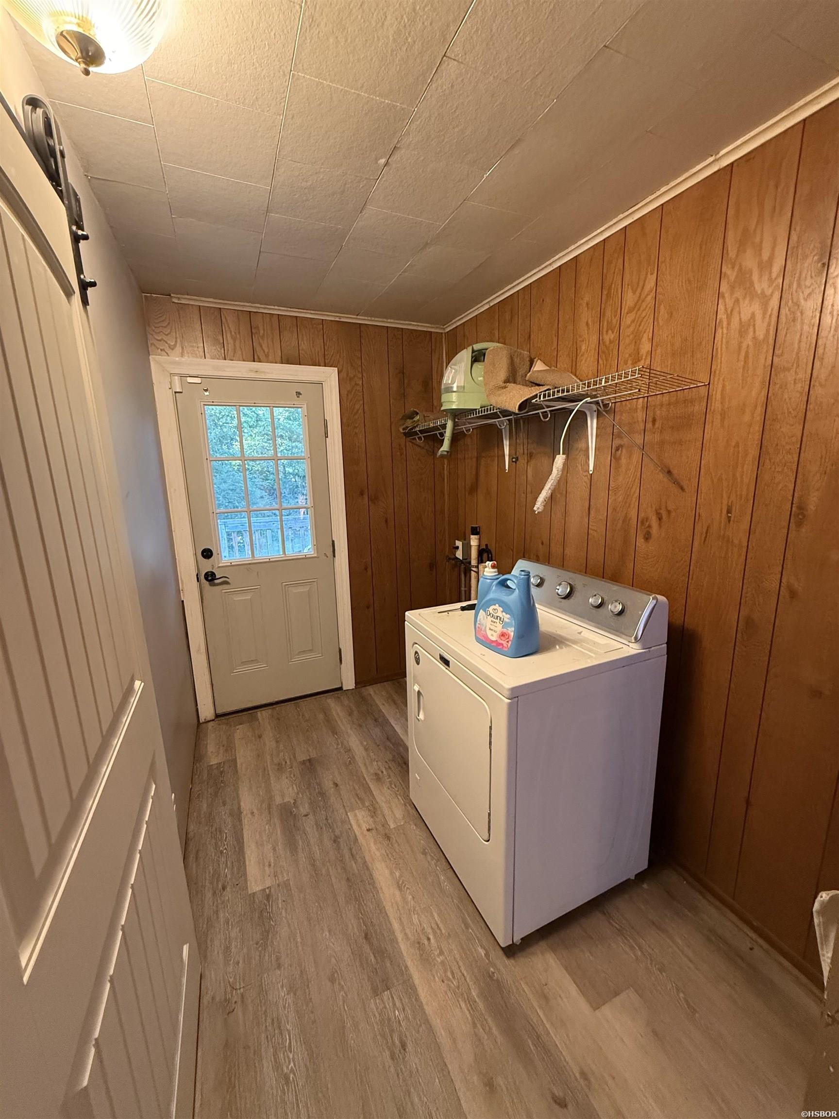 408 Alpine Property Photo 6