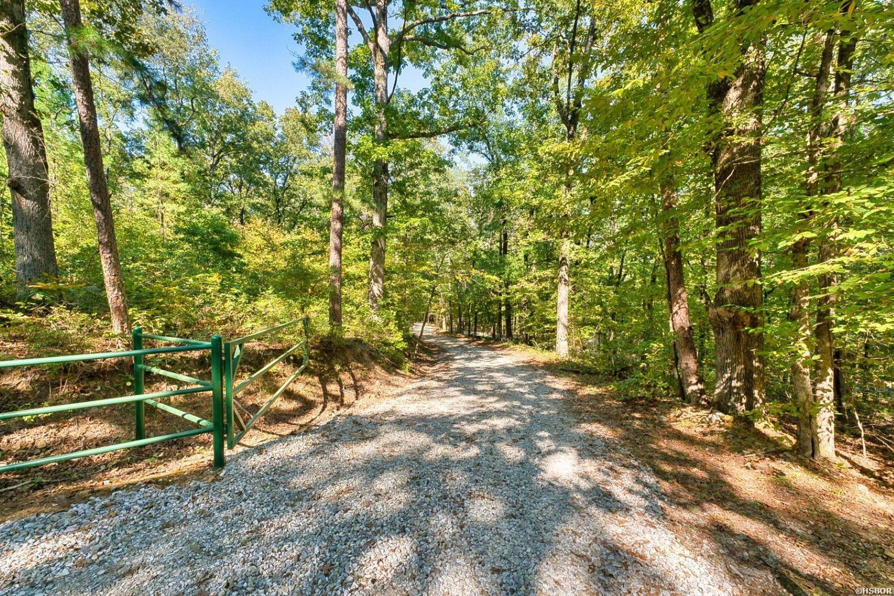 2601 Shady Grove Road Property Photo 4