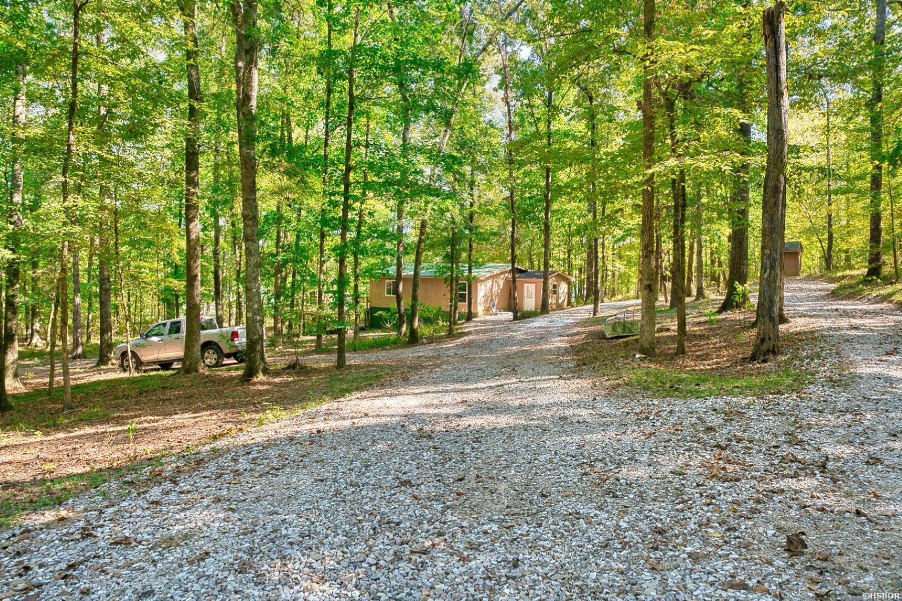 2601 Shady Grove Road Property Photo 5