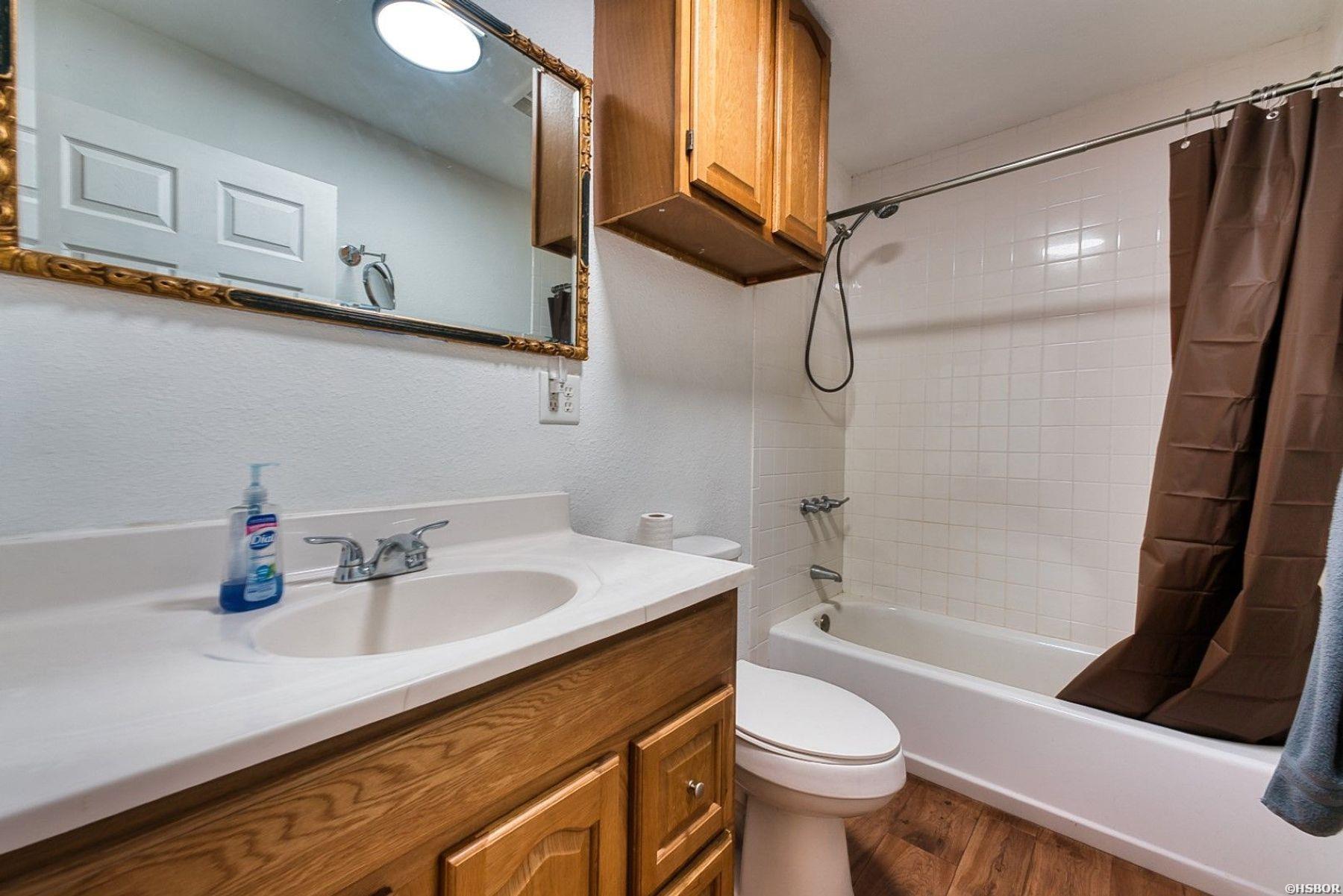 2601 Shady Grove Road Property Photo 18