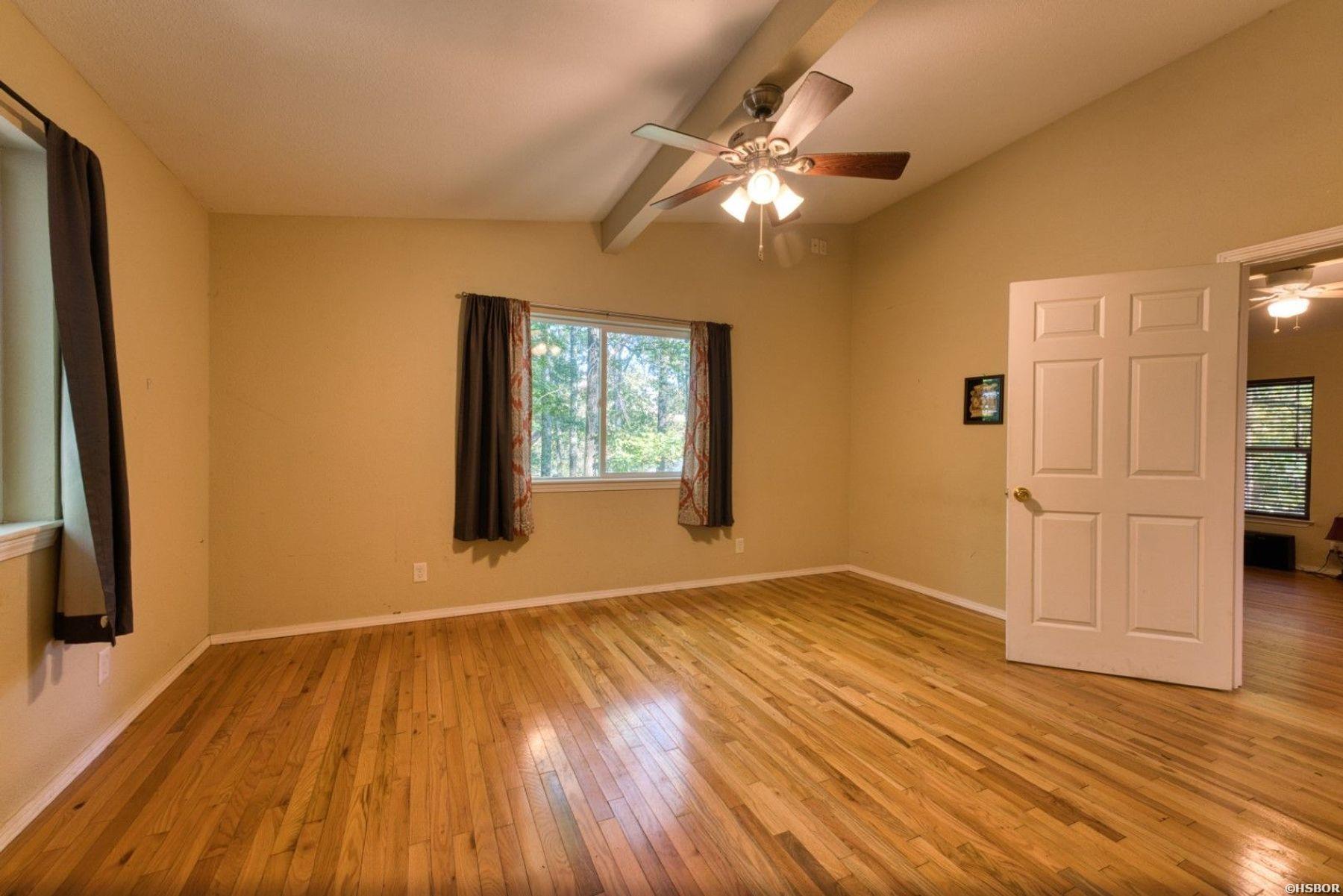 2601 Shady Grove Road Property Photo 19