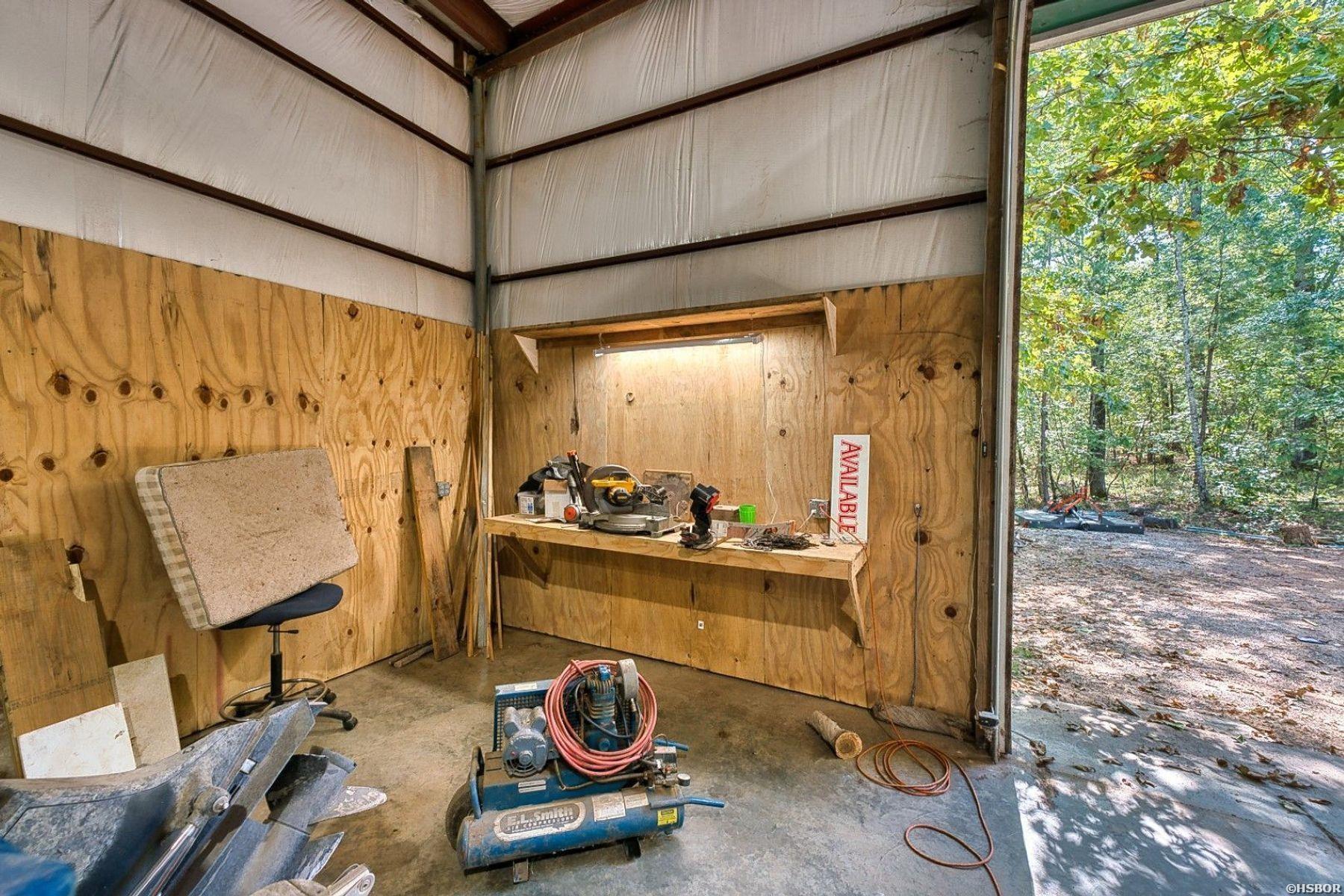 2601 Shady Grove Road Property Photo 32