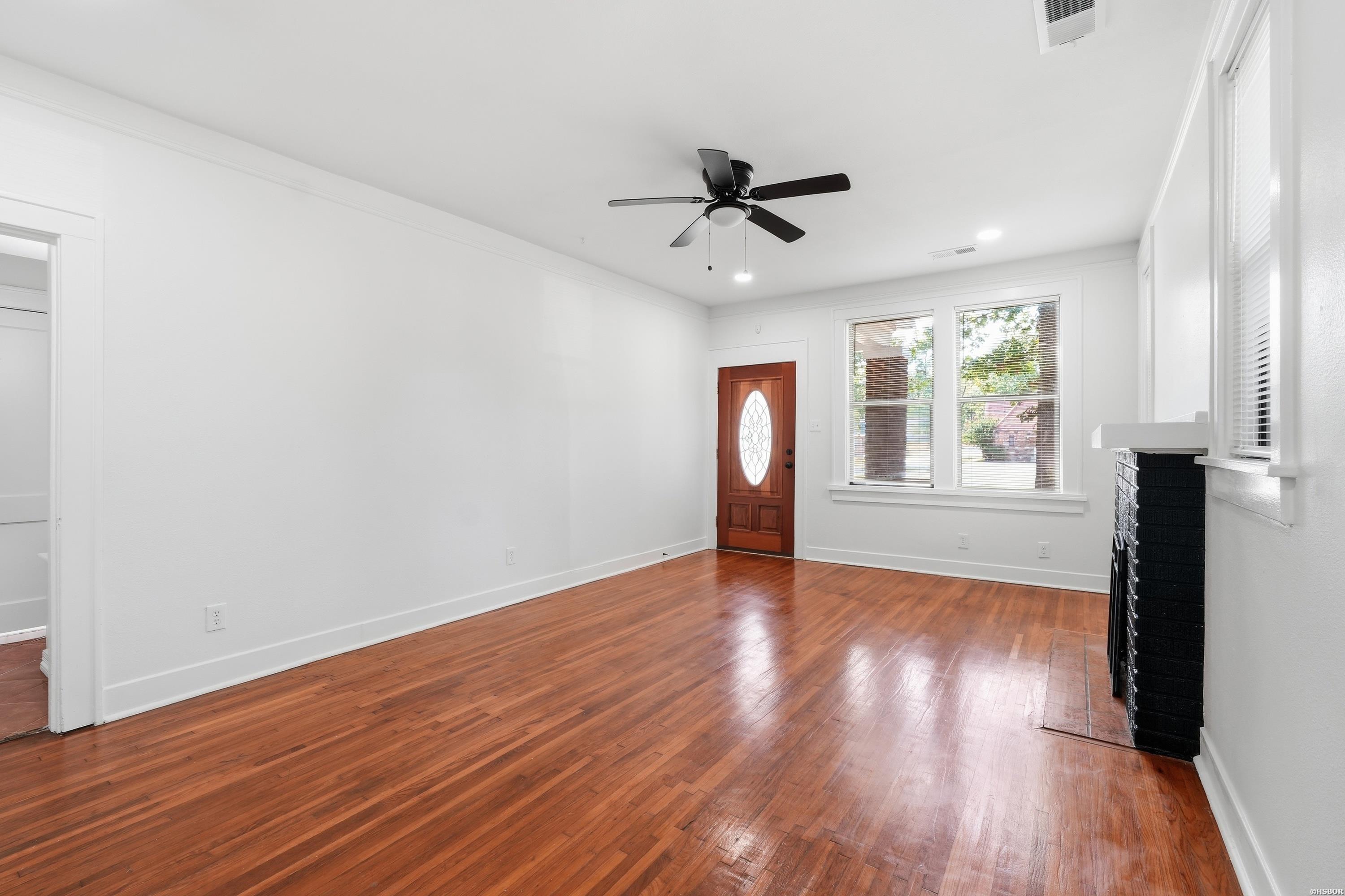 2423 S Tyler Street Property Photo 4