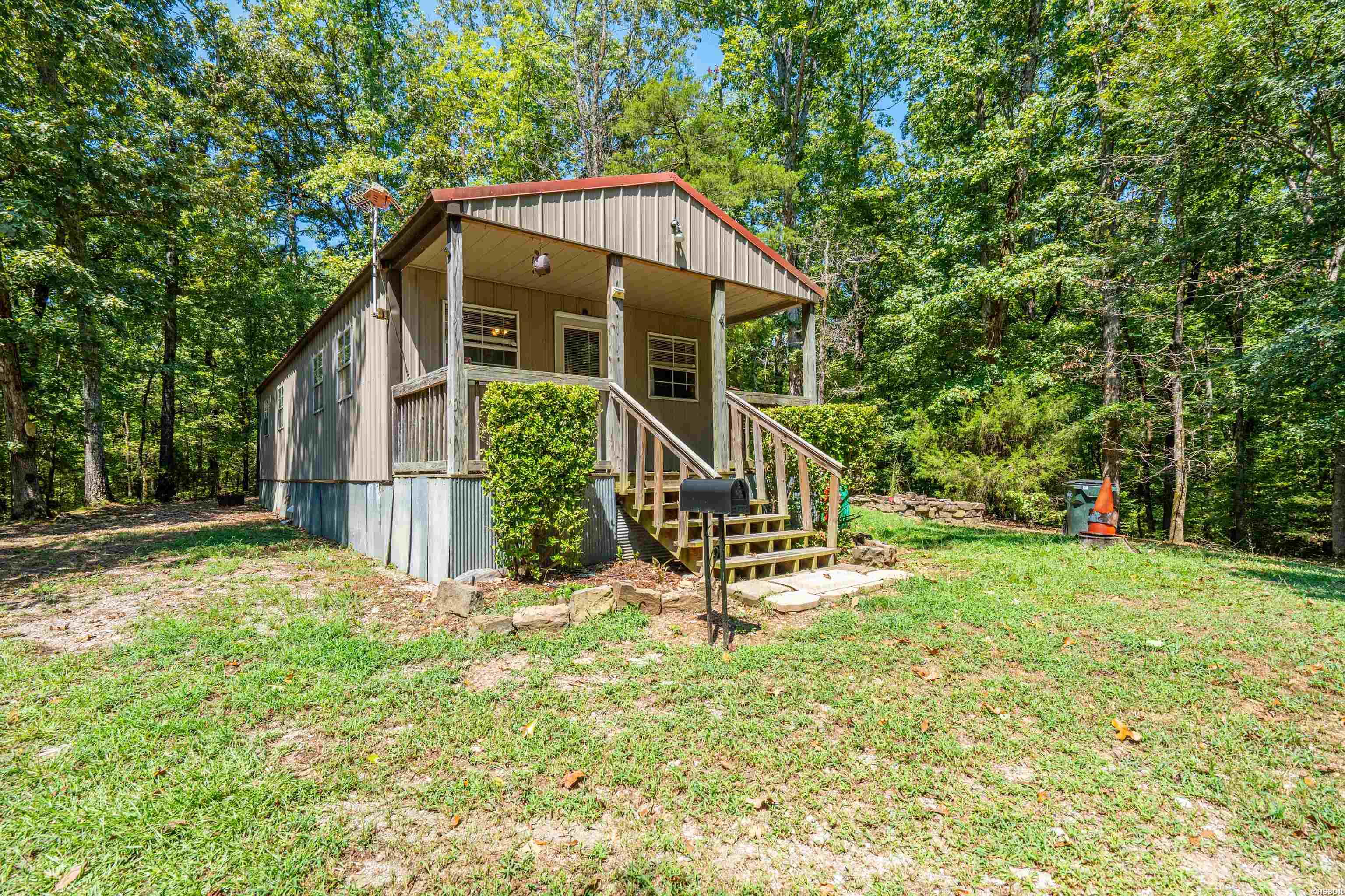 9649 Park Avenue Property Photo 2