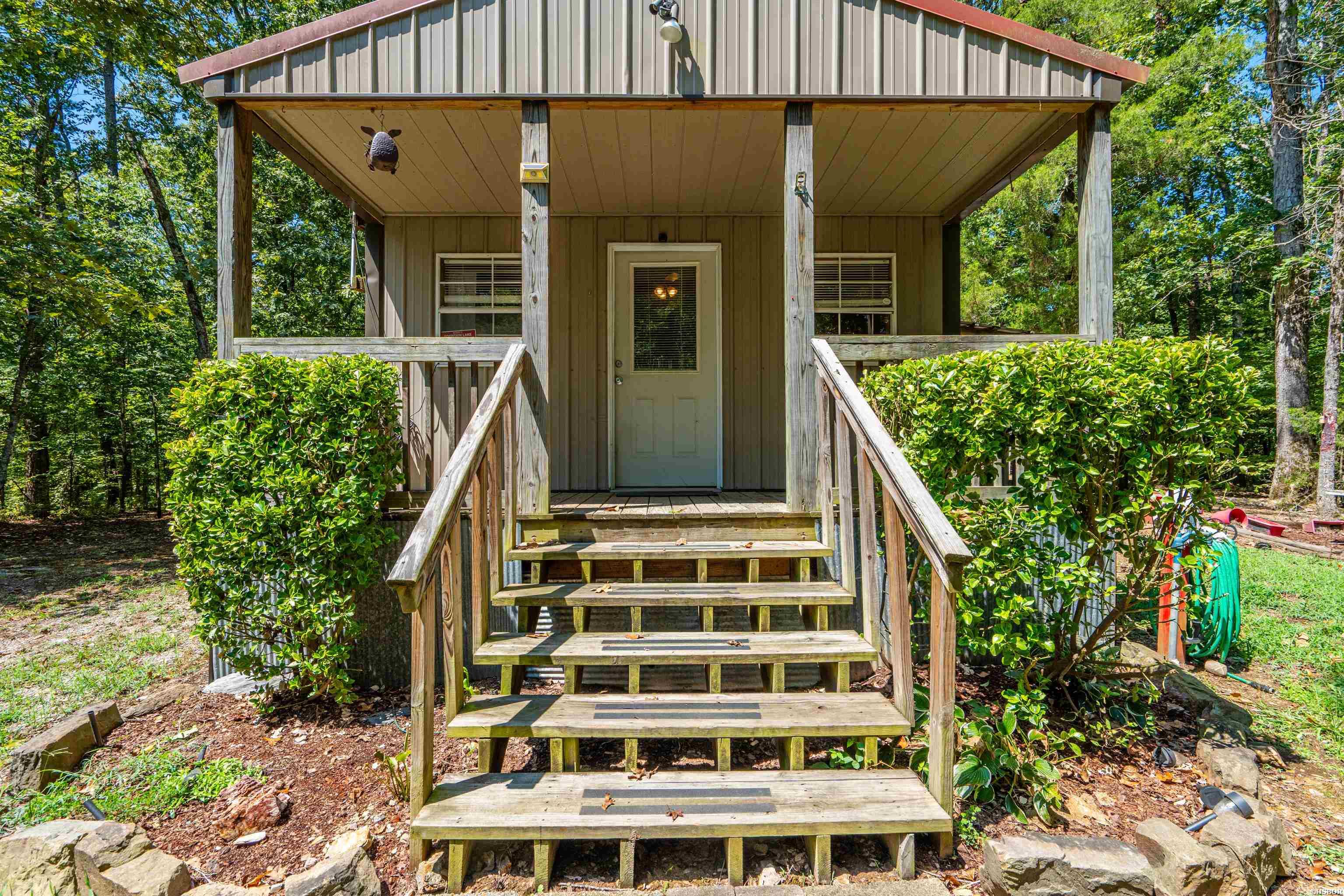 9649 Park Avenue Property Photo 3