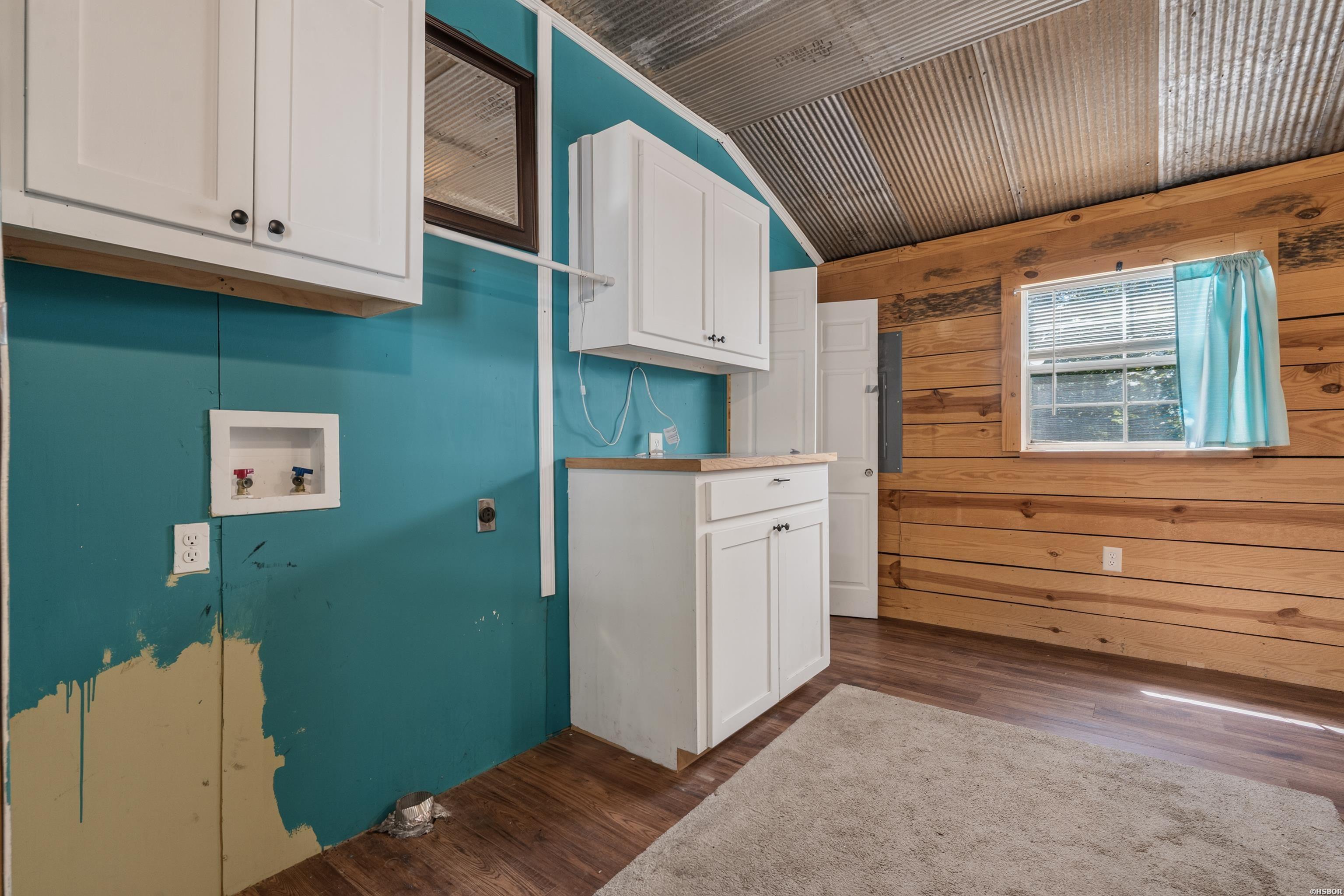 9649 Park Avenue Property Photo 19