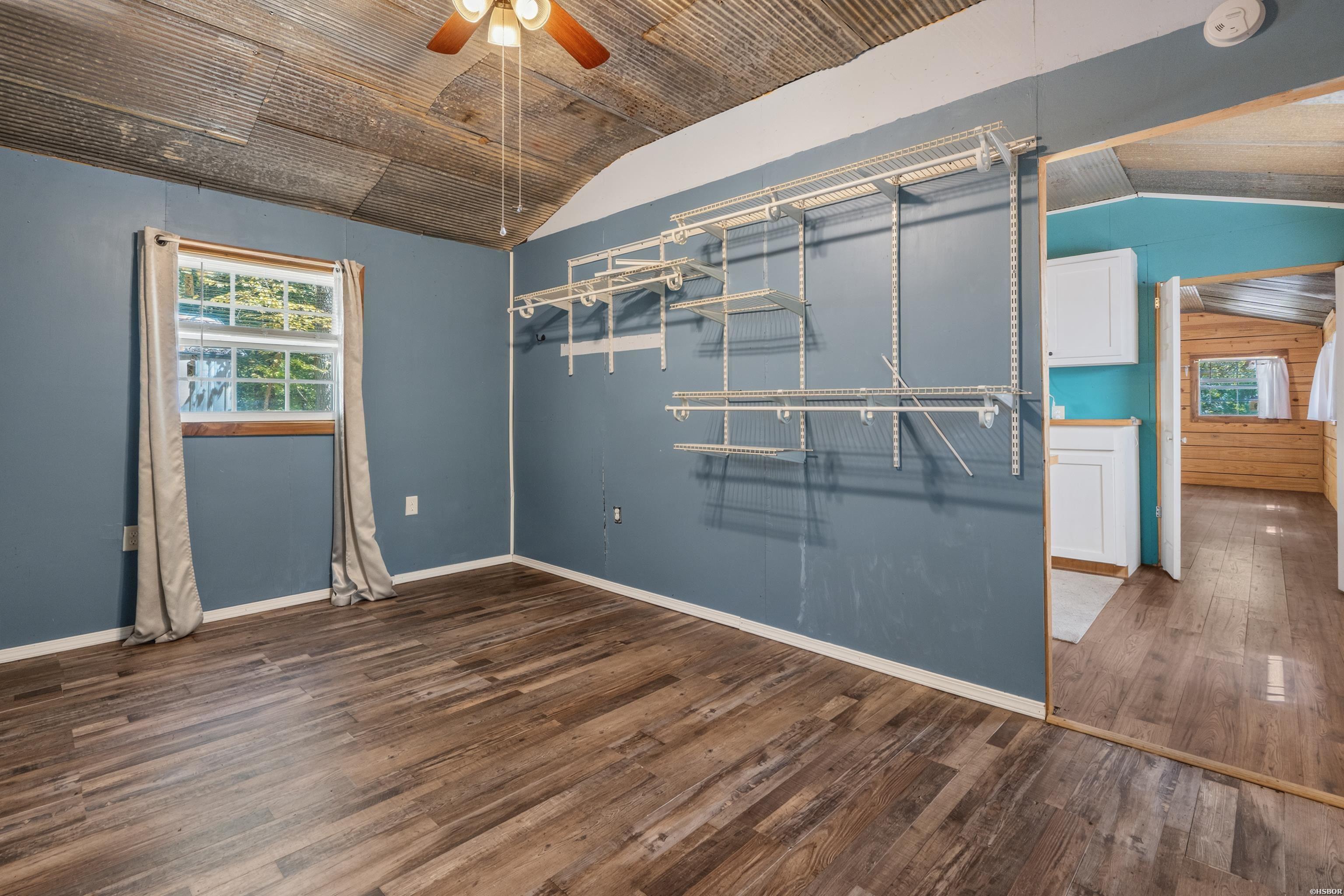 9649 Park Avenue Property Photo 21