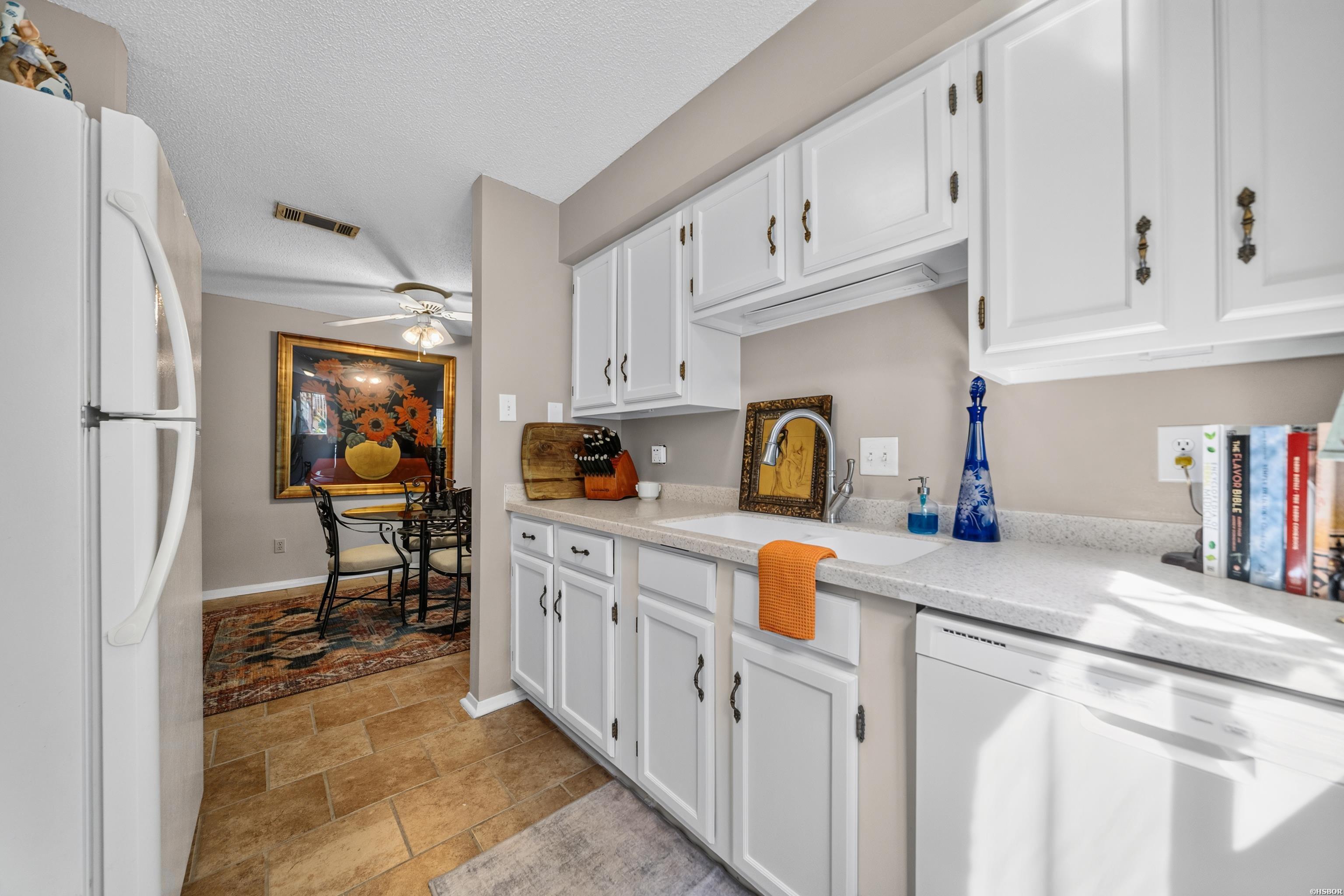 1222 Twin Points Property Photo 12