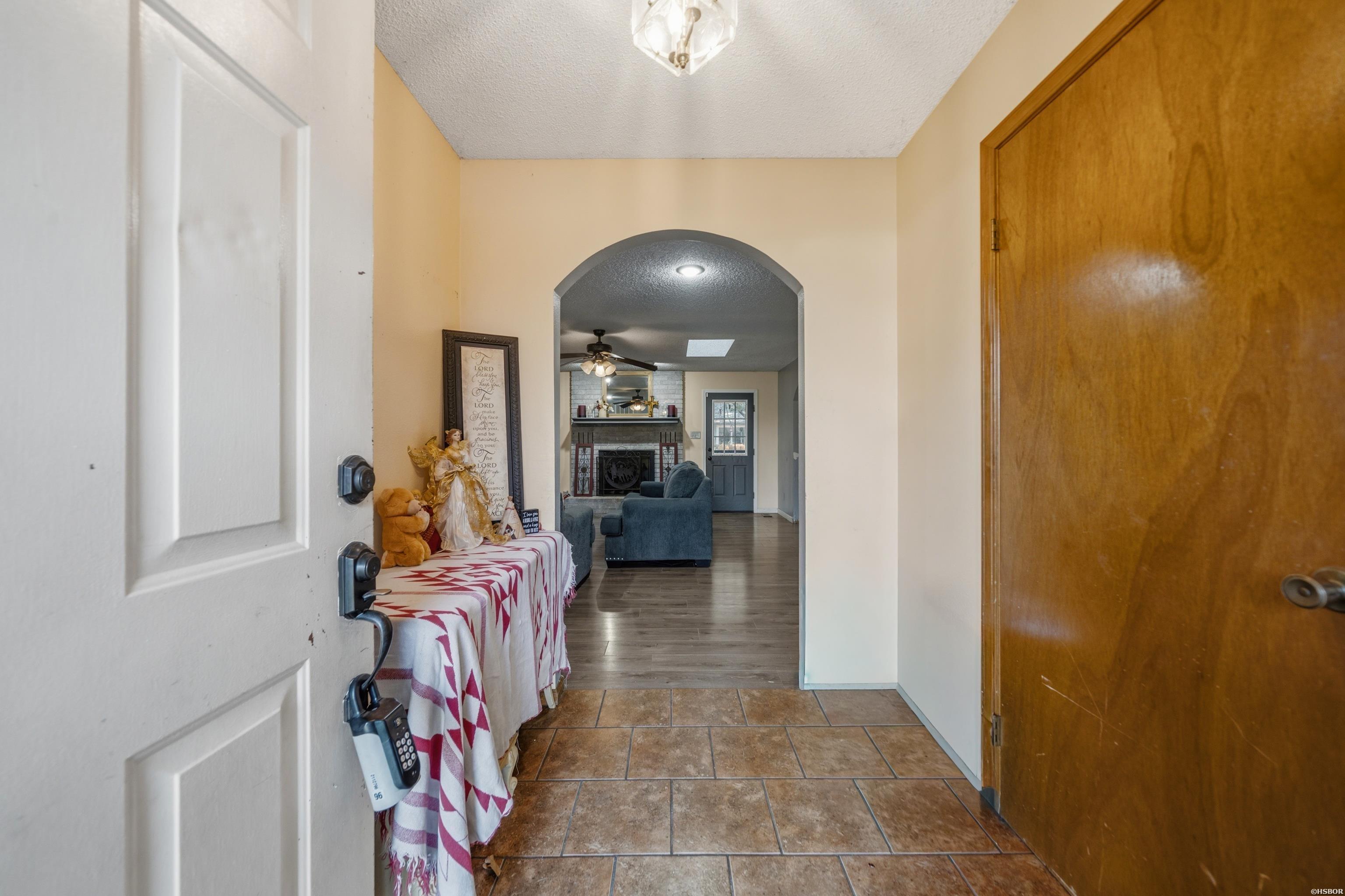105 Chase Place Property Photo 4