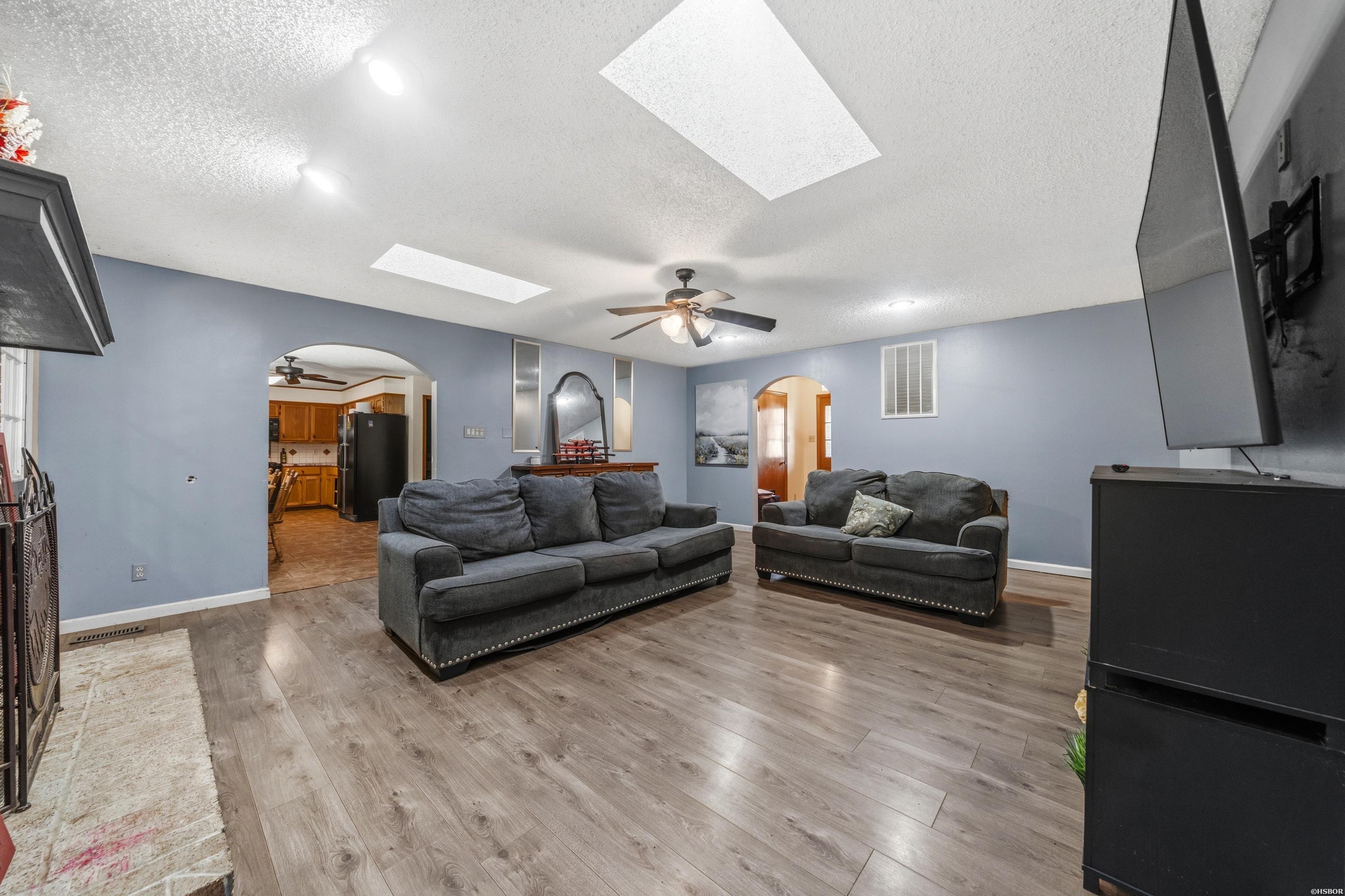 105 Chase Place Property Photo 7