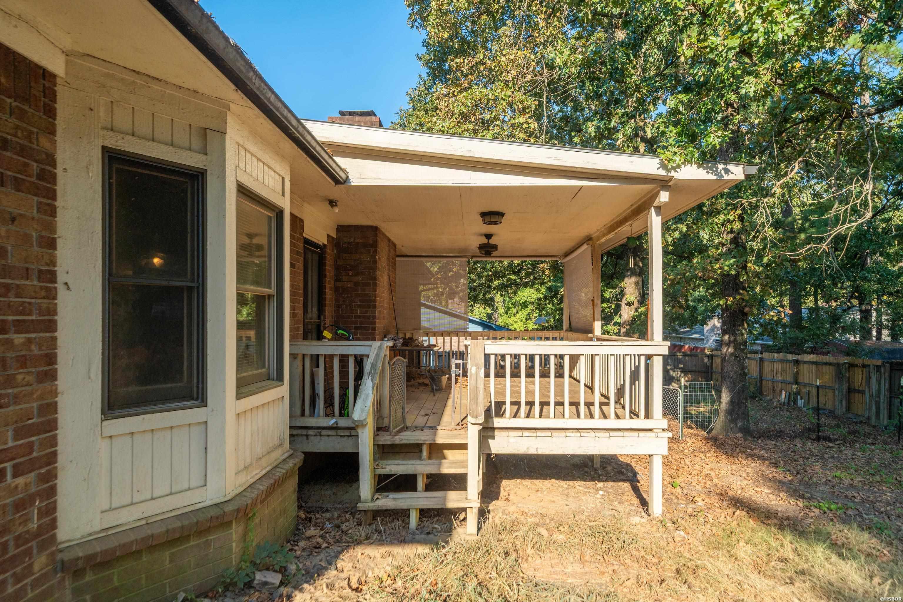 105 Chase Place Property Photo 37