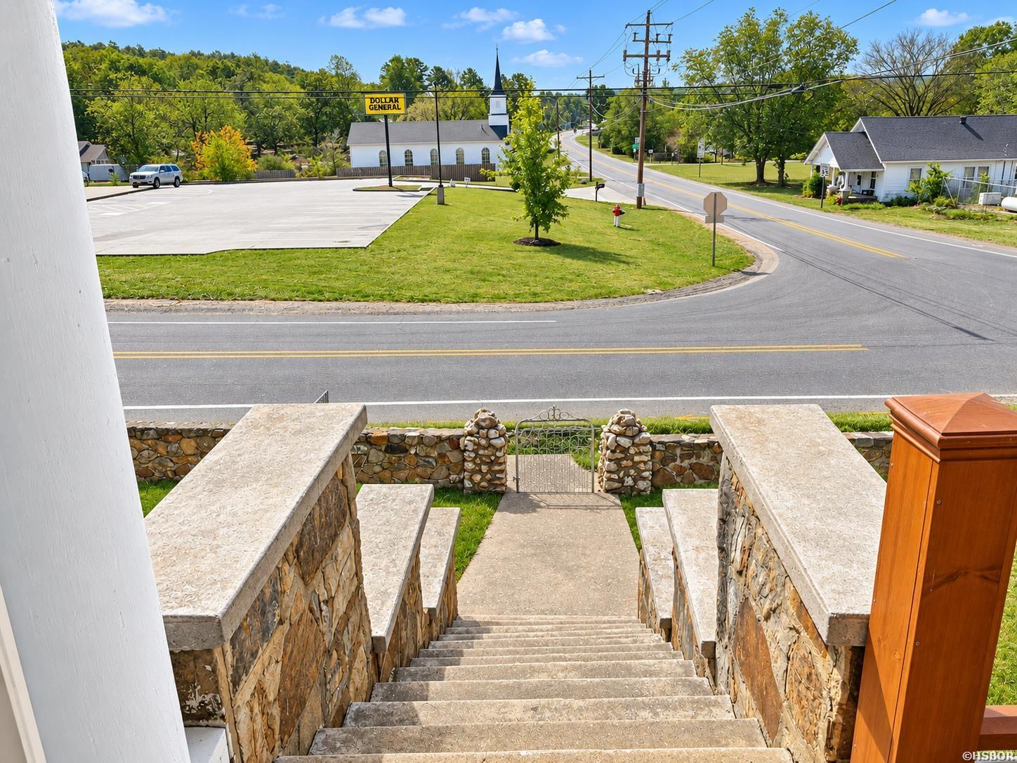 105 N Main Street Property Photo 5