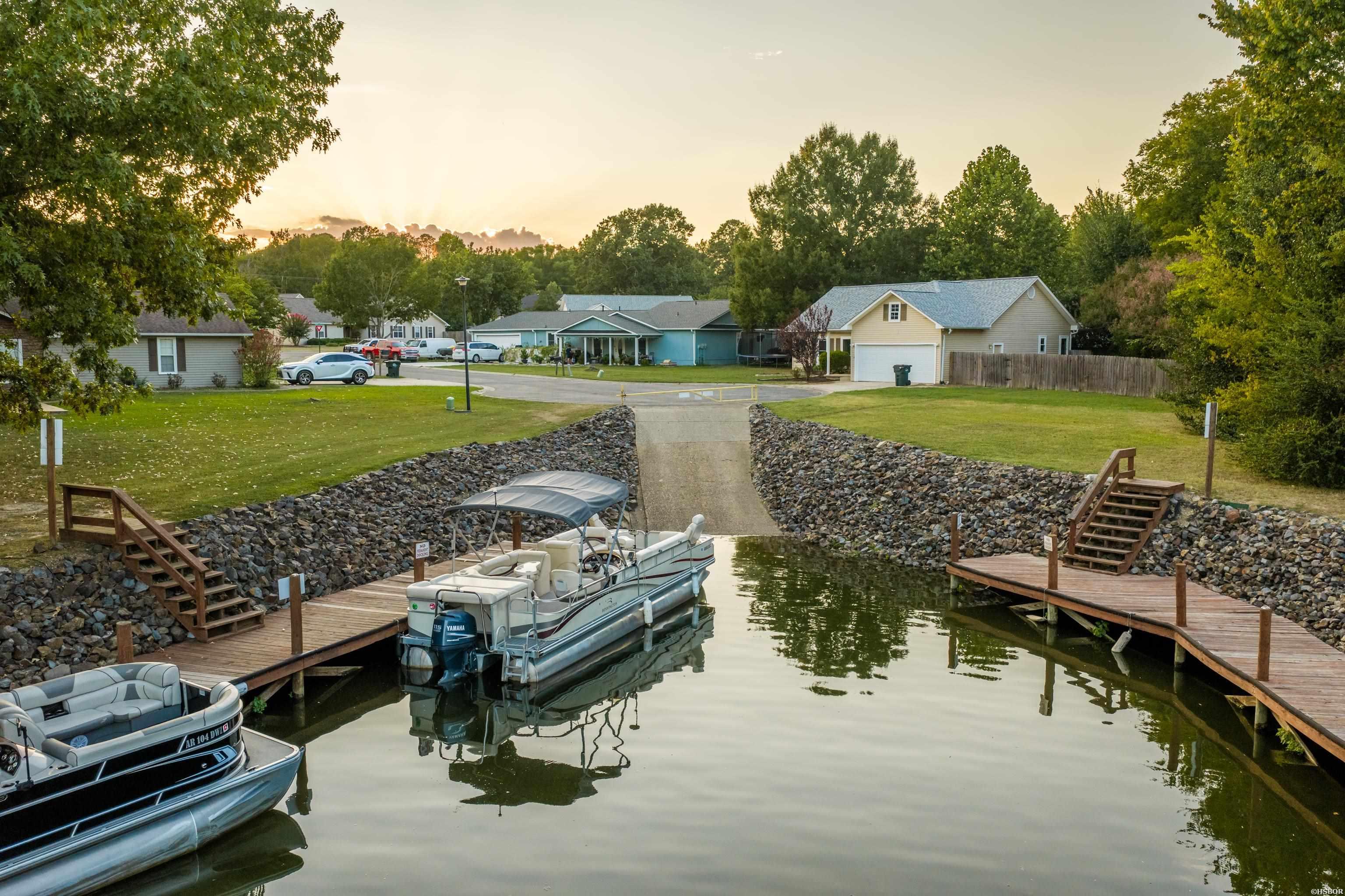 159 Wyatt Cove Property Photo 2