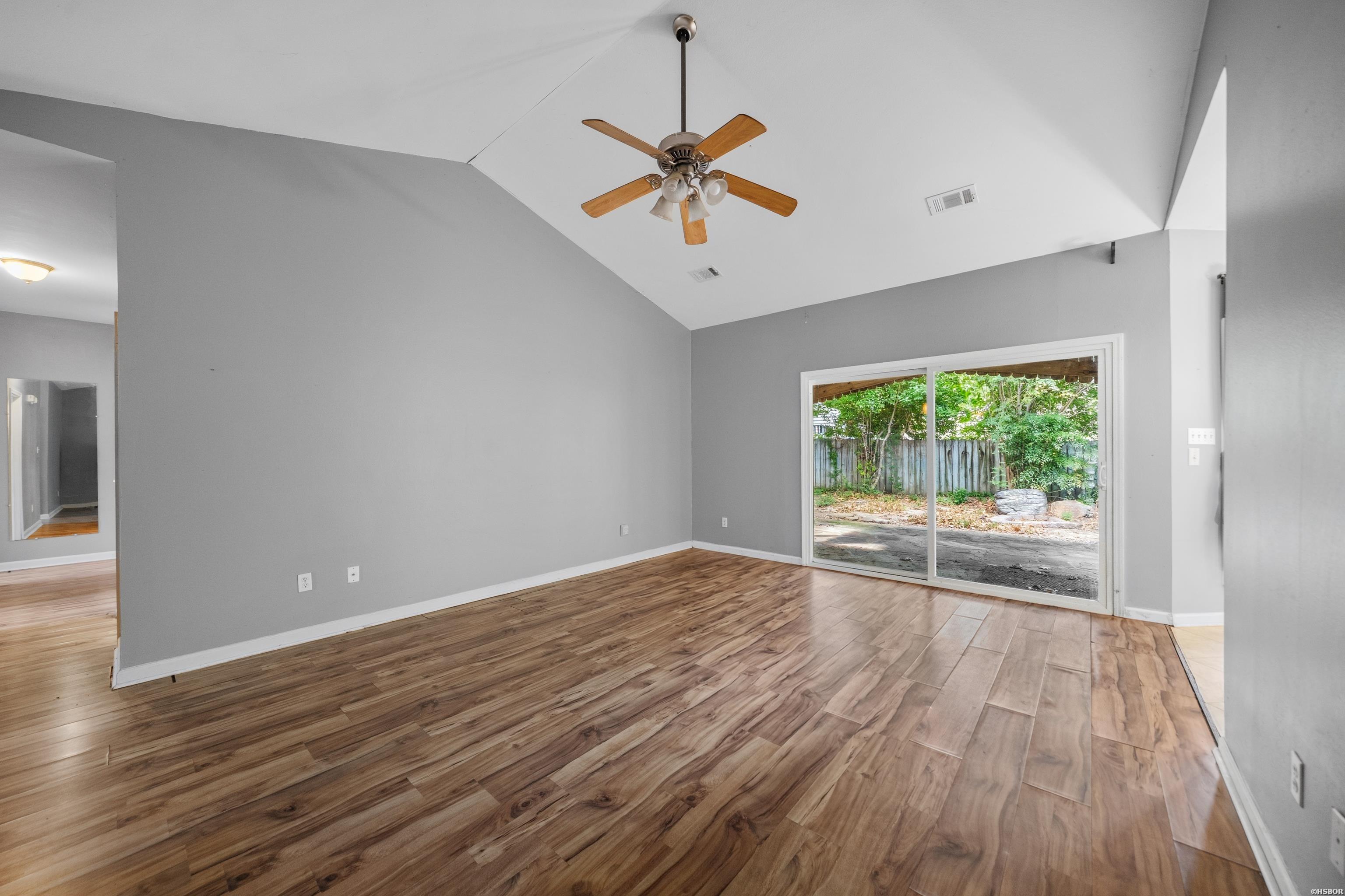 159 Wyatt Cove Property Photo 12