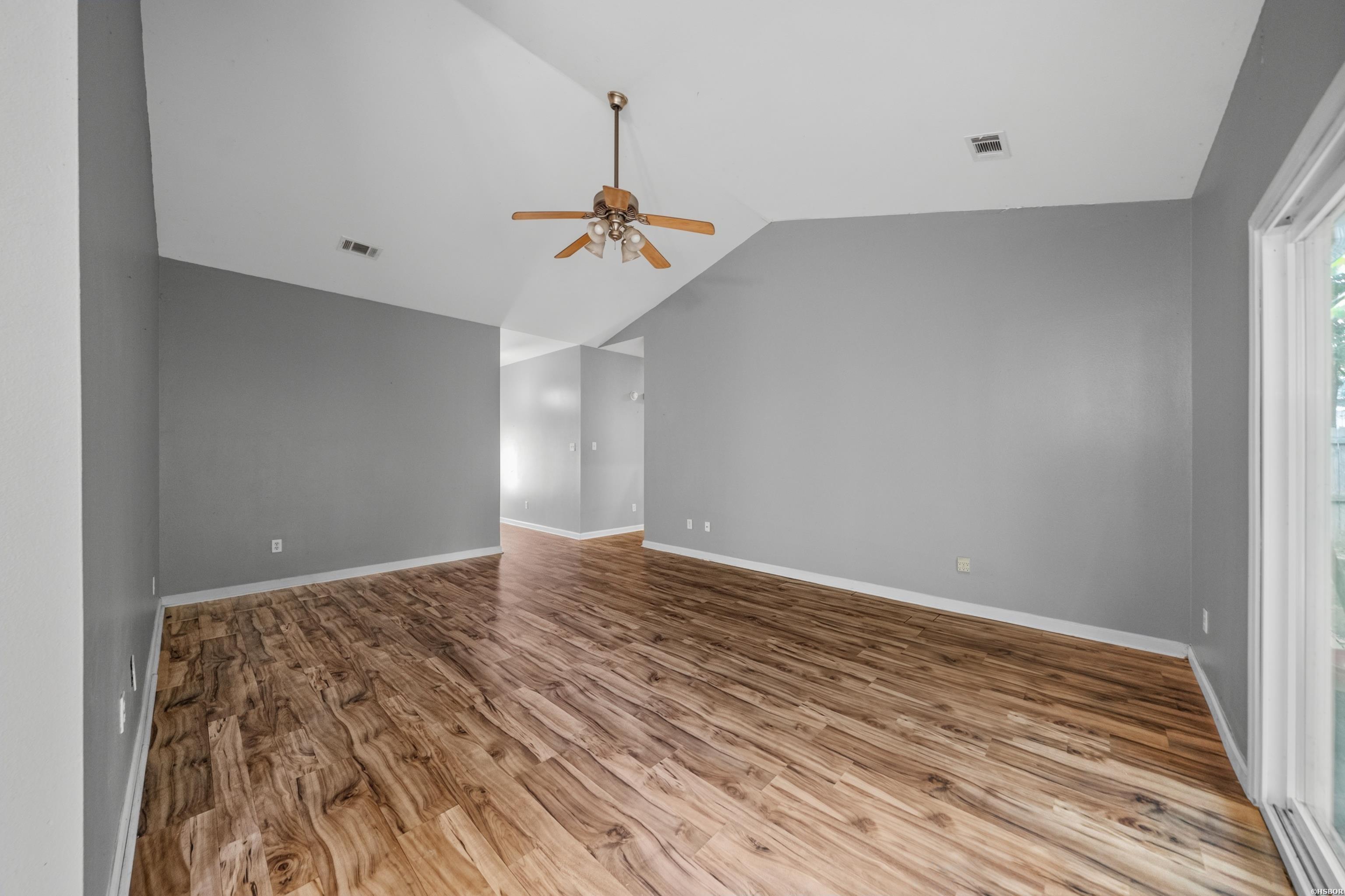 159 Wyatt Cove Property Photo 14