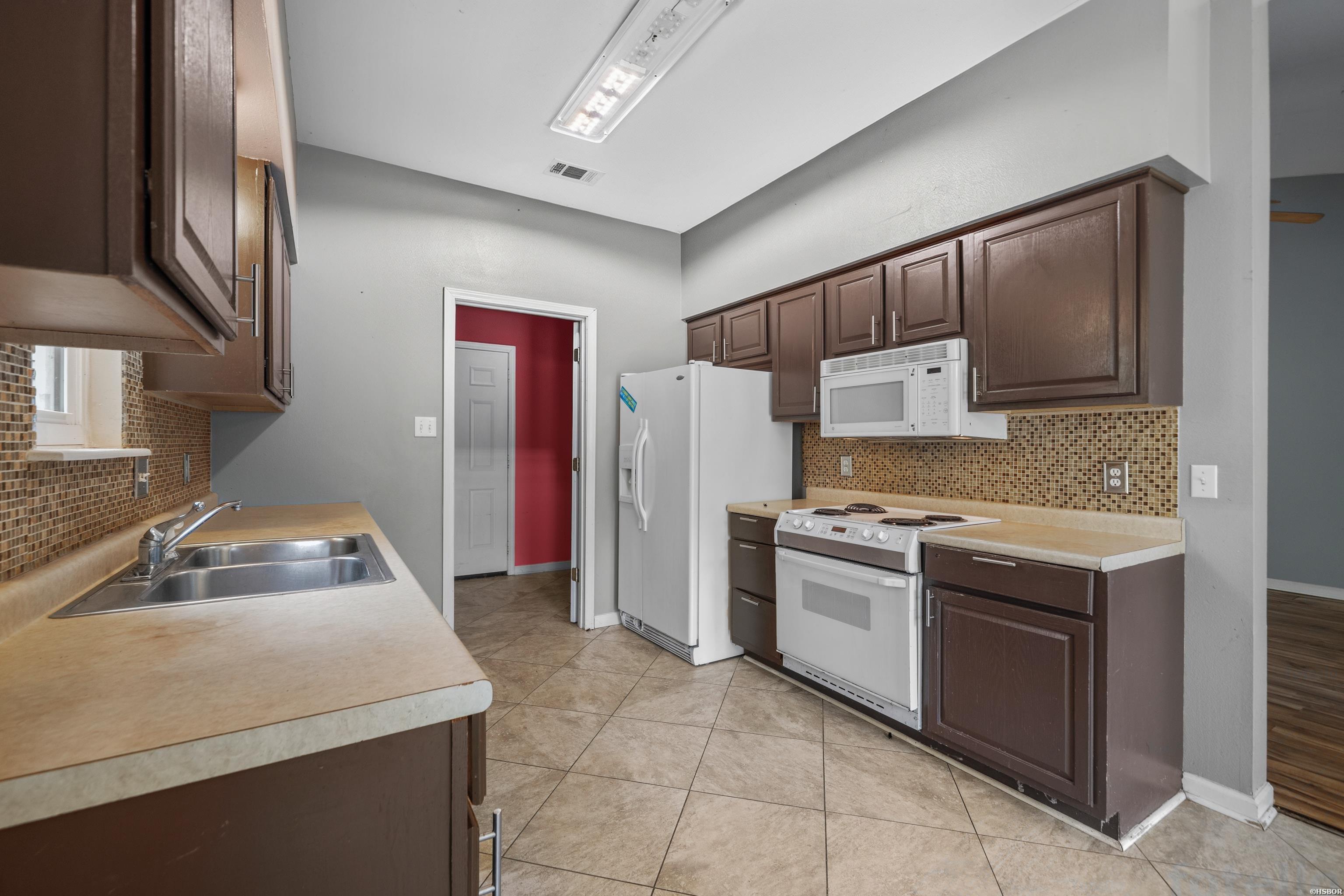 159 Wyatt Cove Property Photo 17