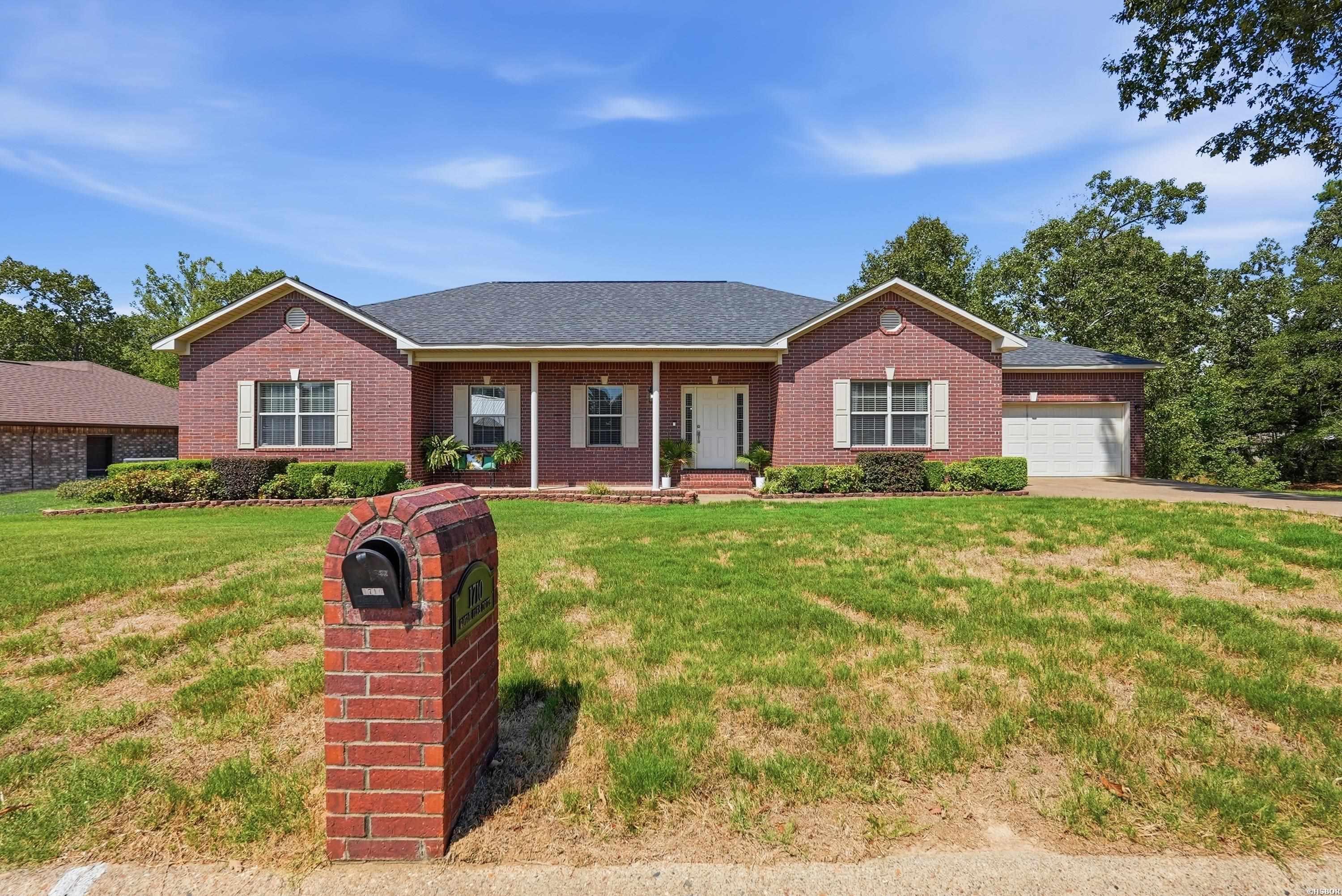 1710 Royal Oaks Drive Property Photo 2