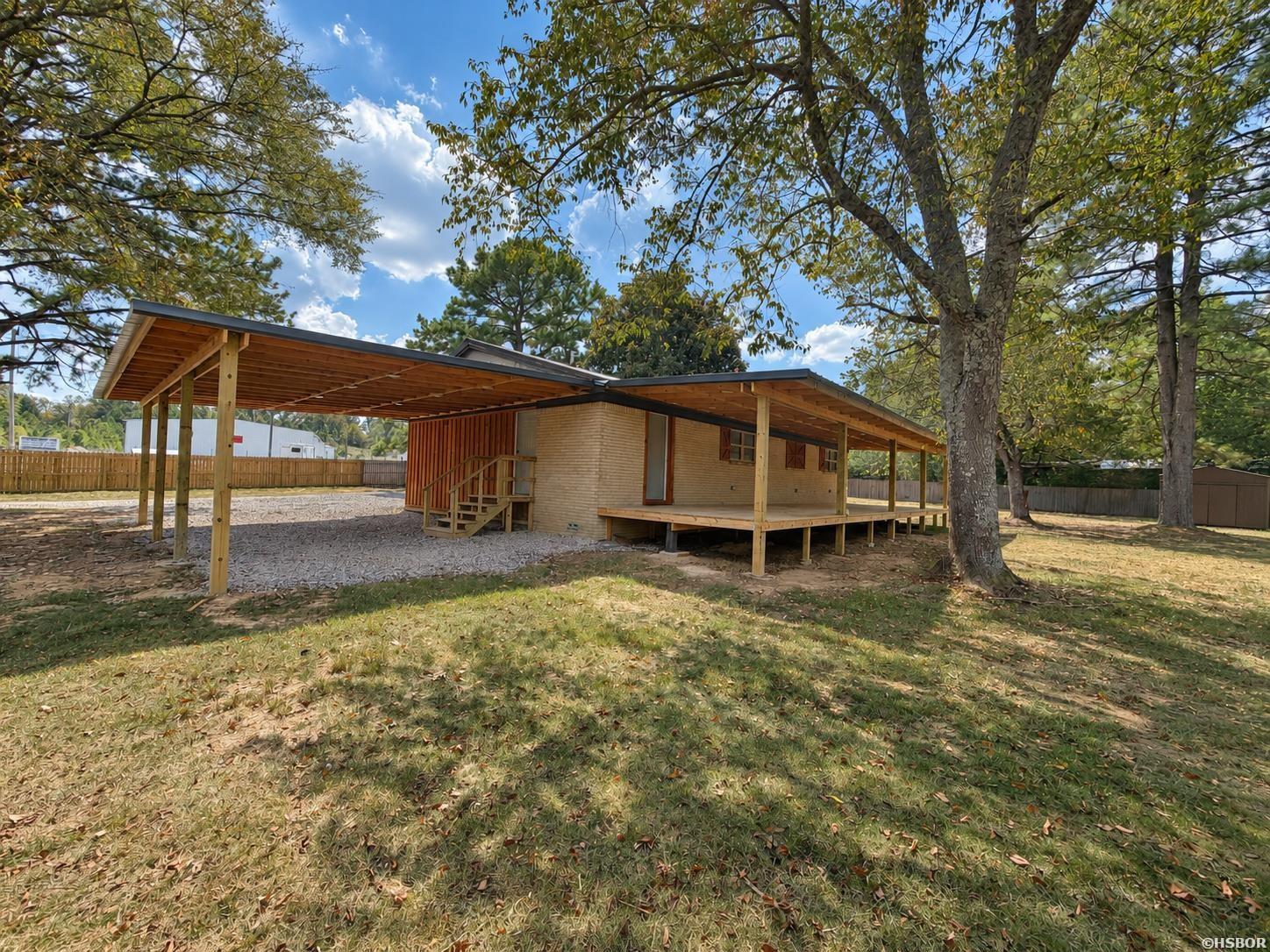 105 Edna Drive Property Photo 3
