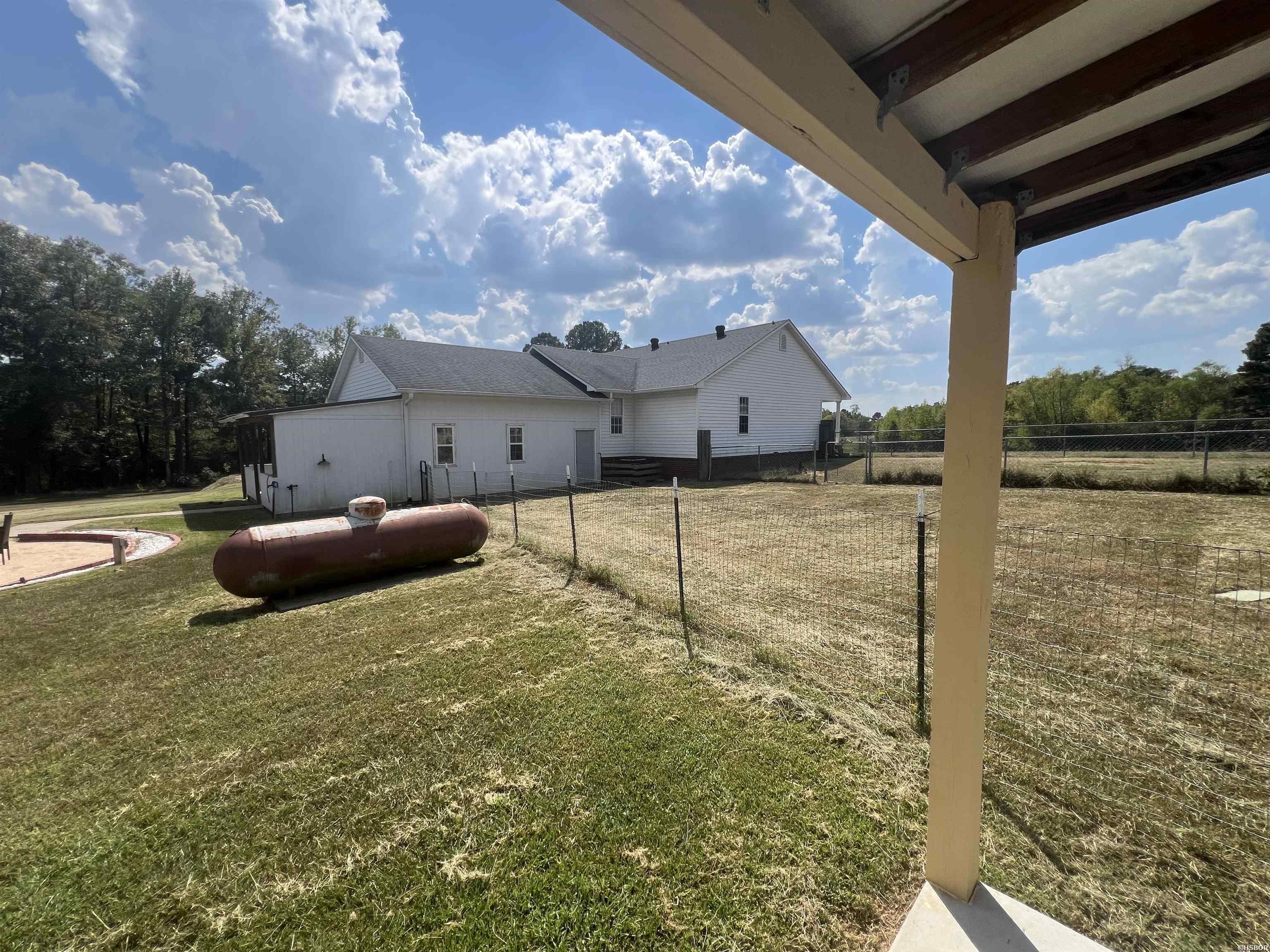 204 Bumble Bee Property Photo 26