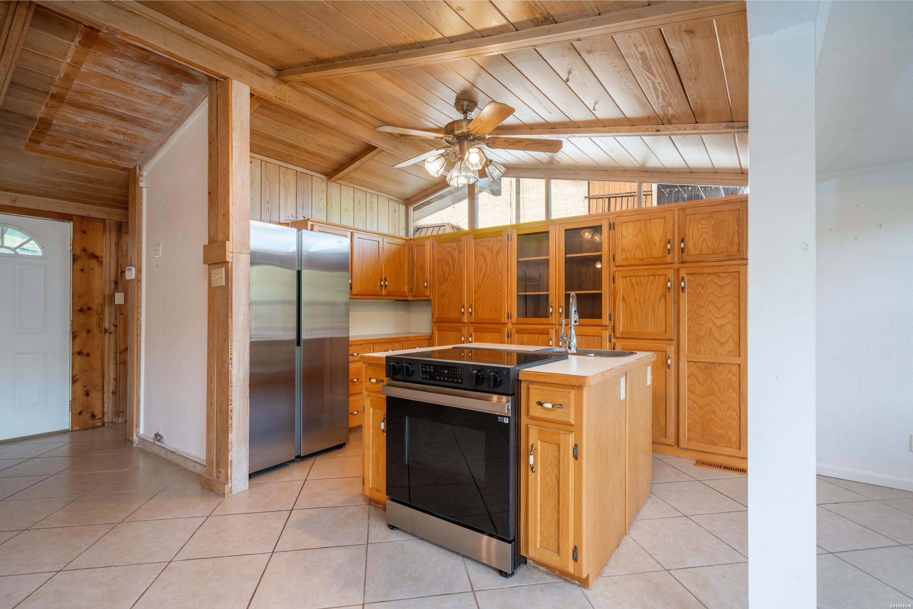 1208 Twin Points Road Property Photo 9