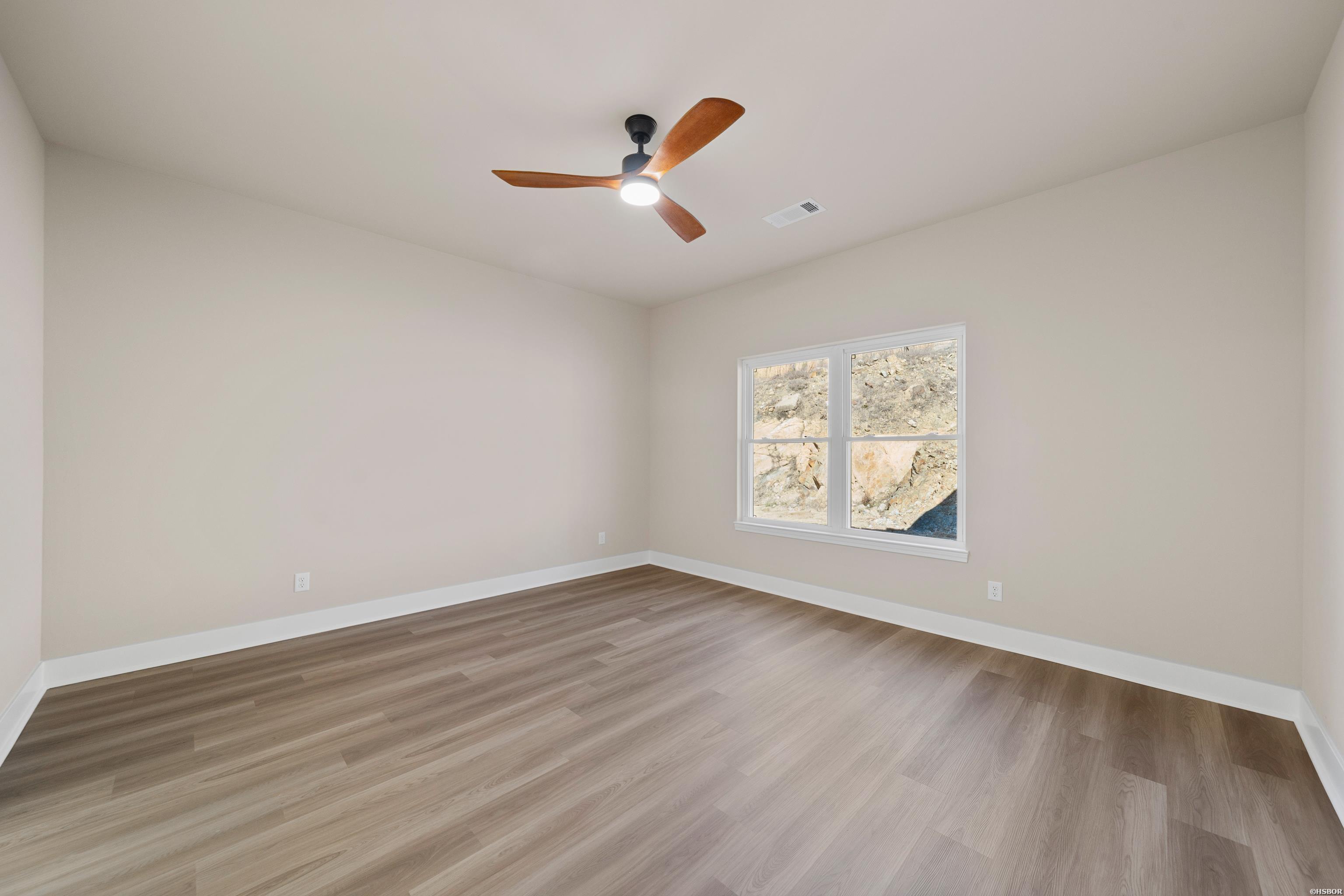 101 Sea Ray Cove Property Photo 20