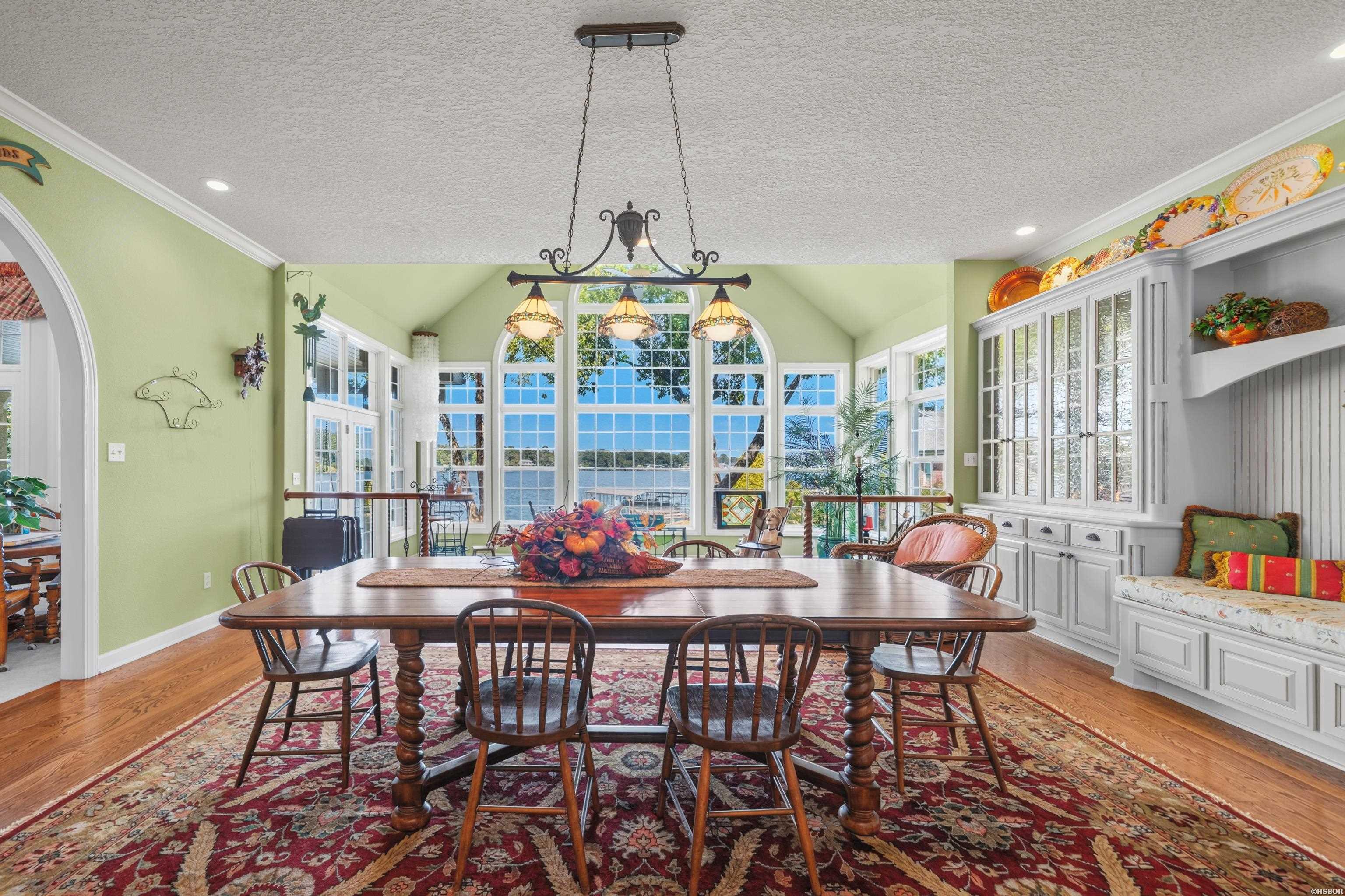 300 Osprey Point Property Photo 11
