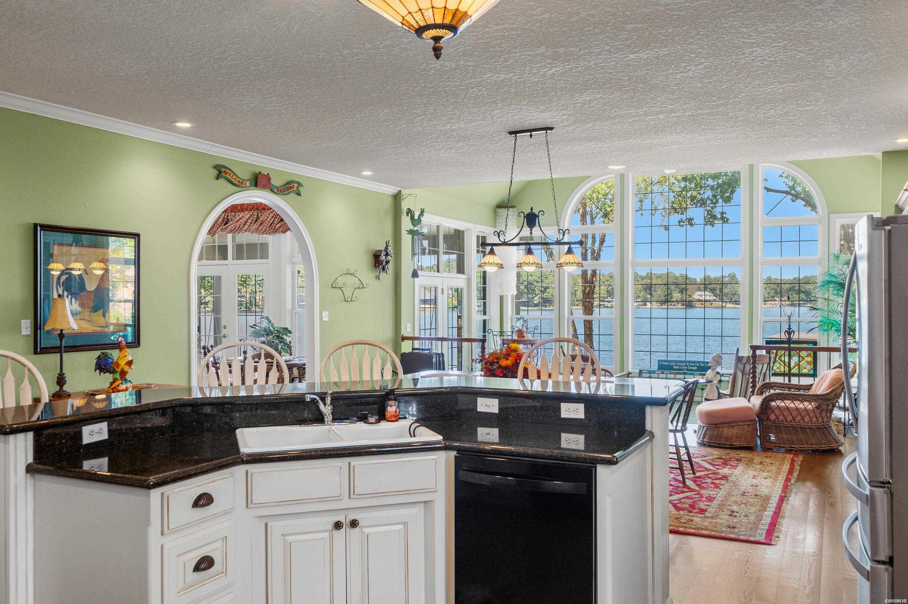 300 Osprey Point Property Photo 13