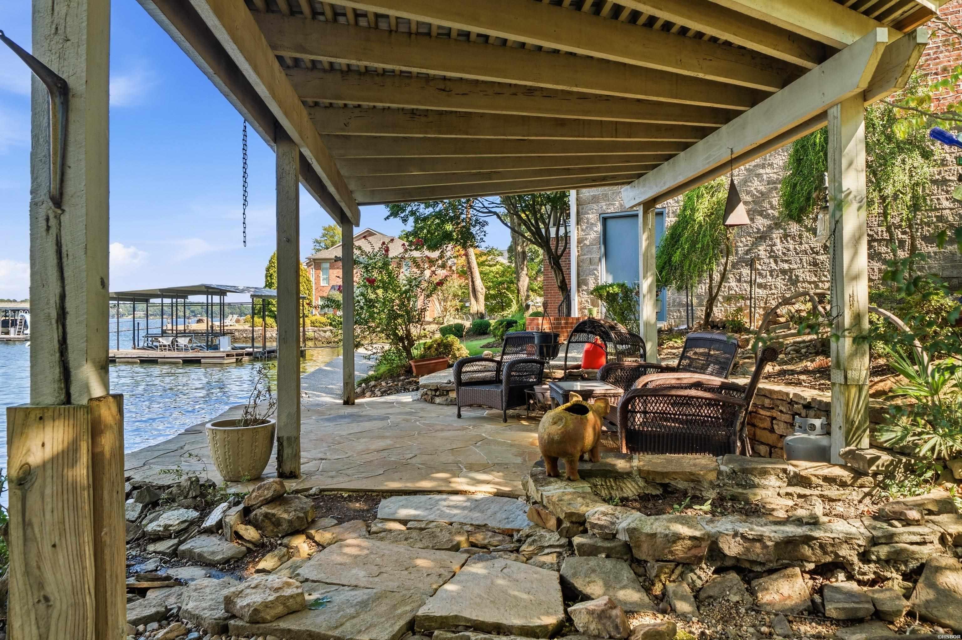 300 Osprey Point Property Photo 43