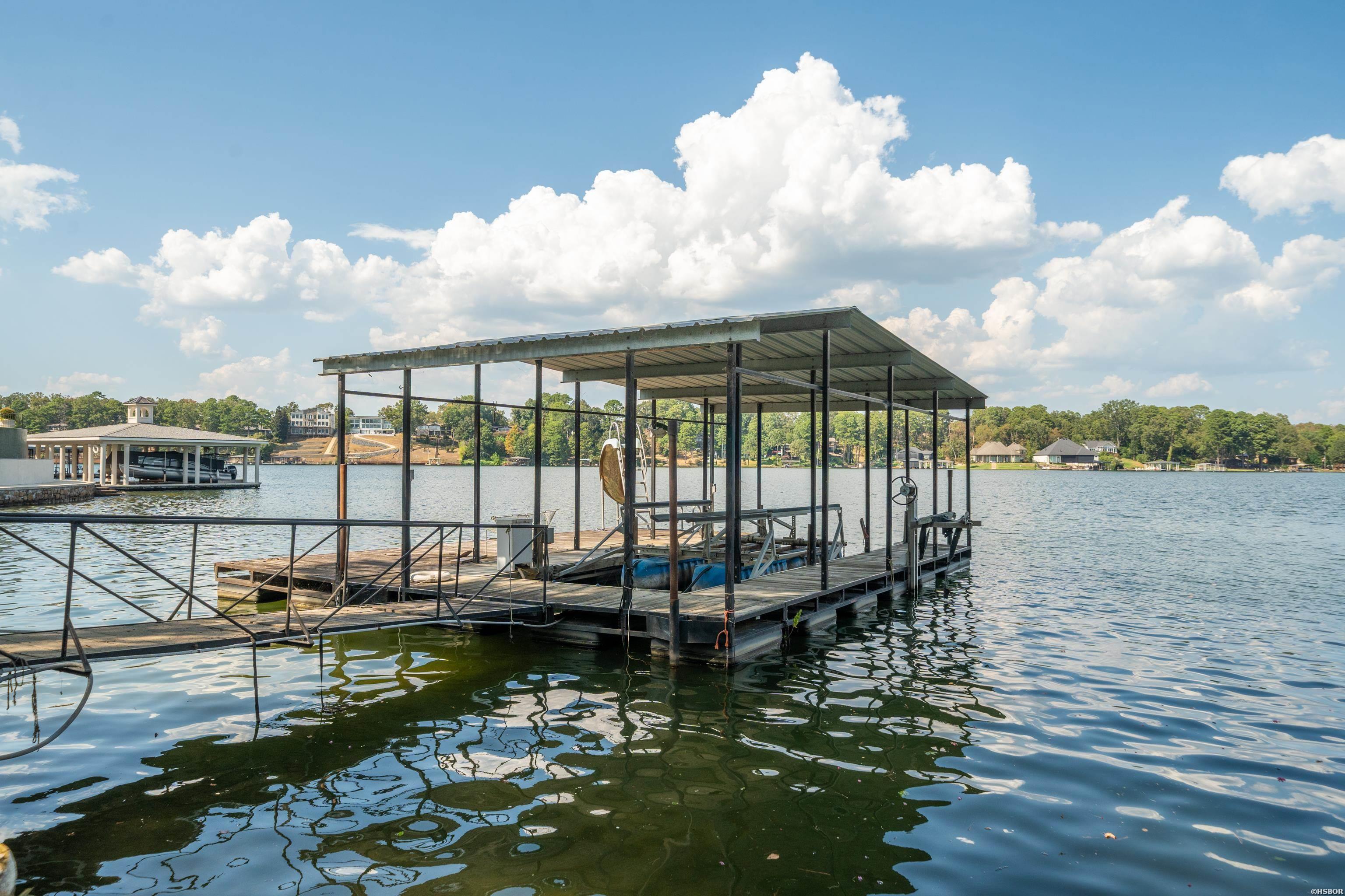 300 Osprey Point Property Photo 44