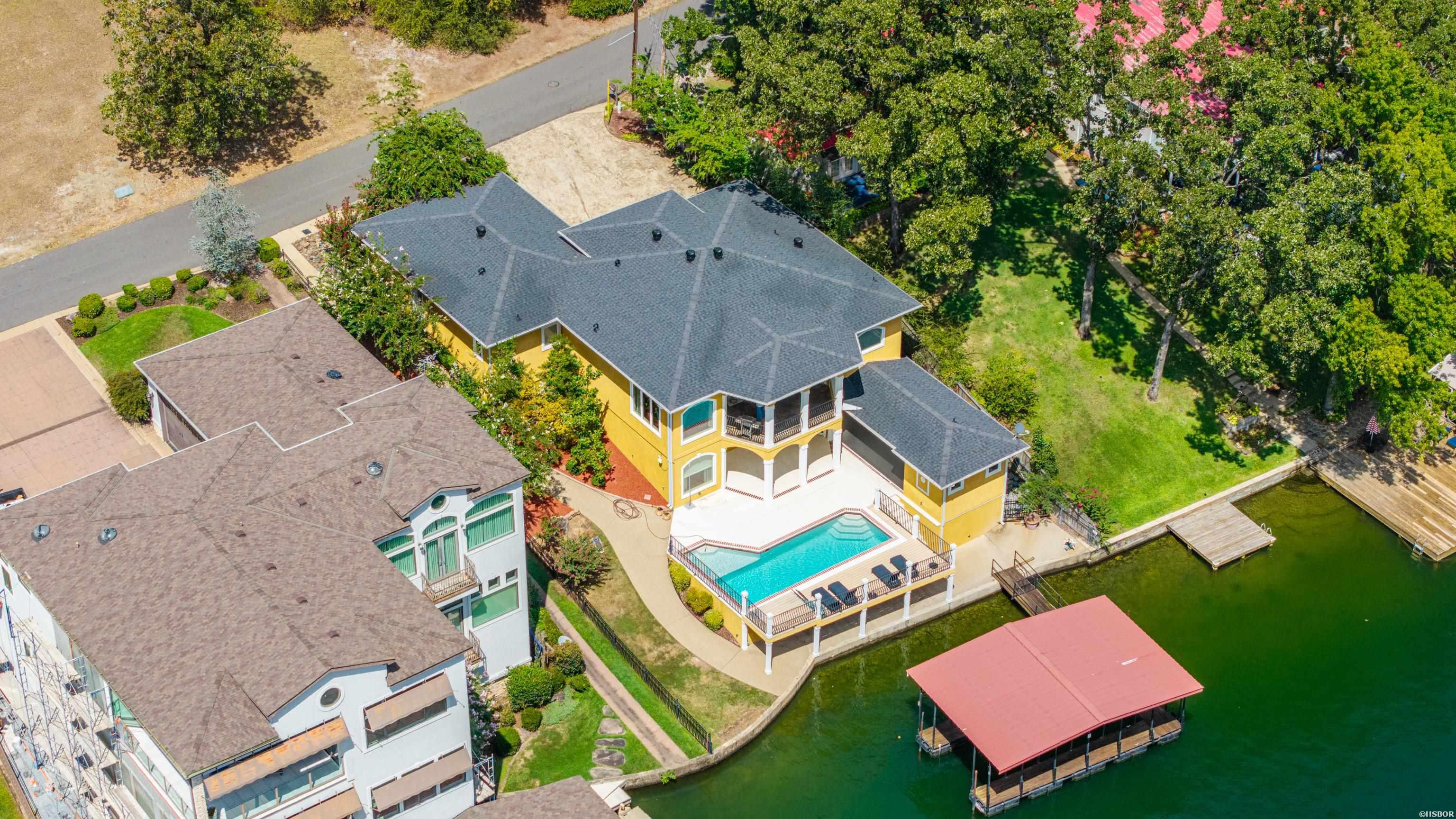 150 Catalina Circle Property Photo 2