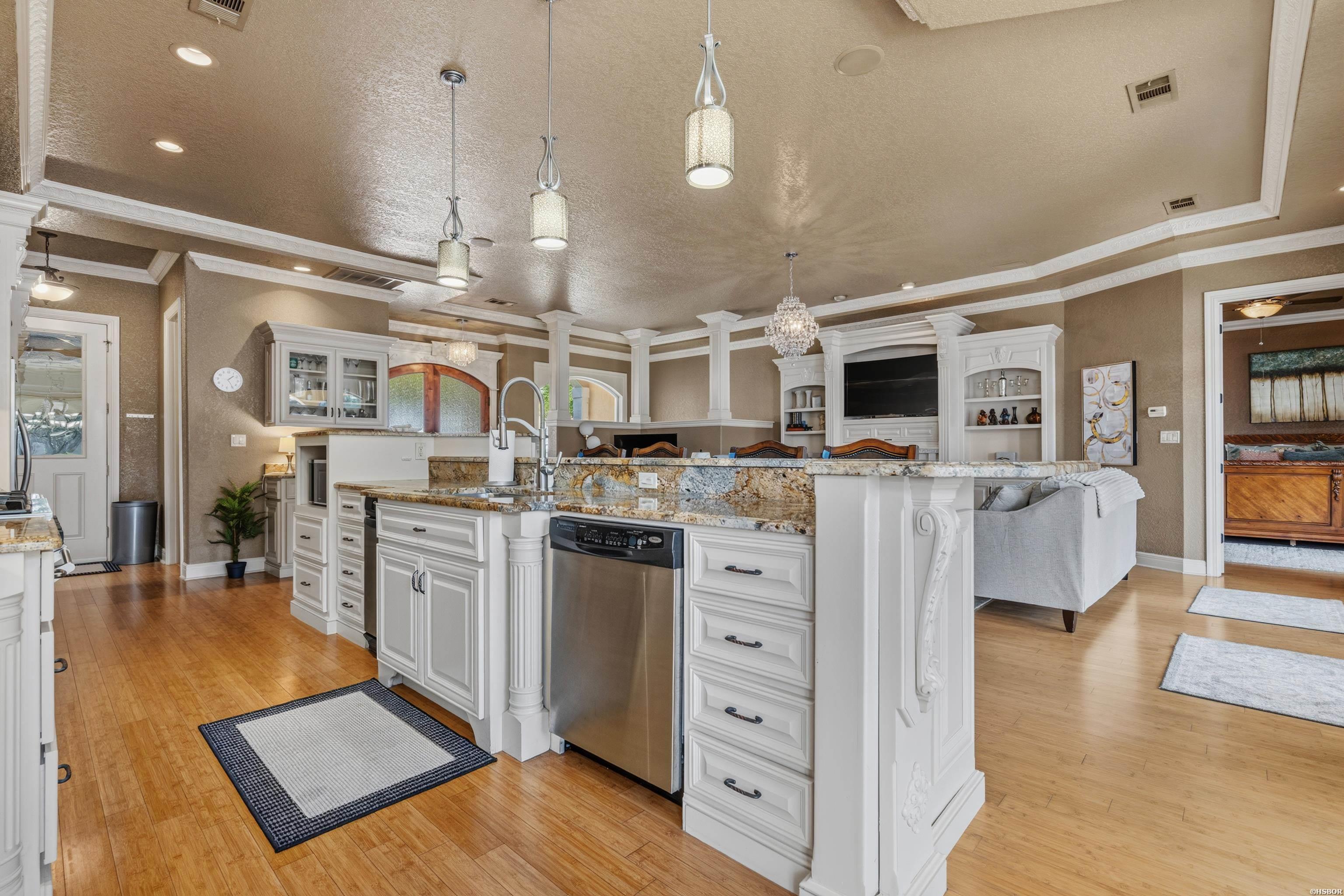 150 Catalina Circle Property Photo 13