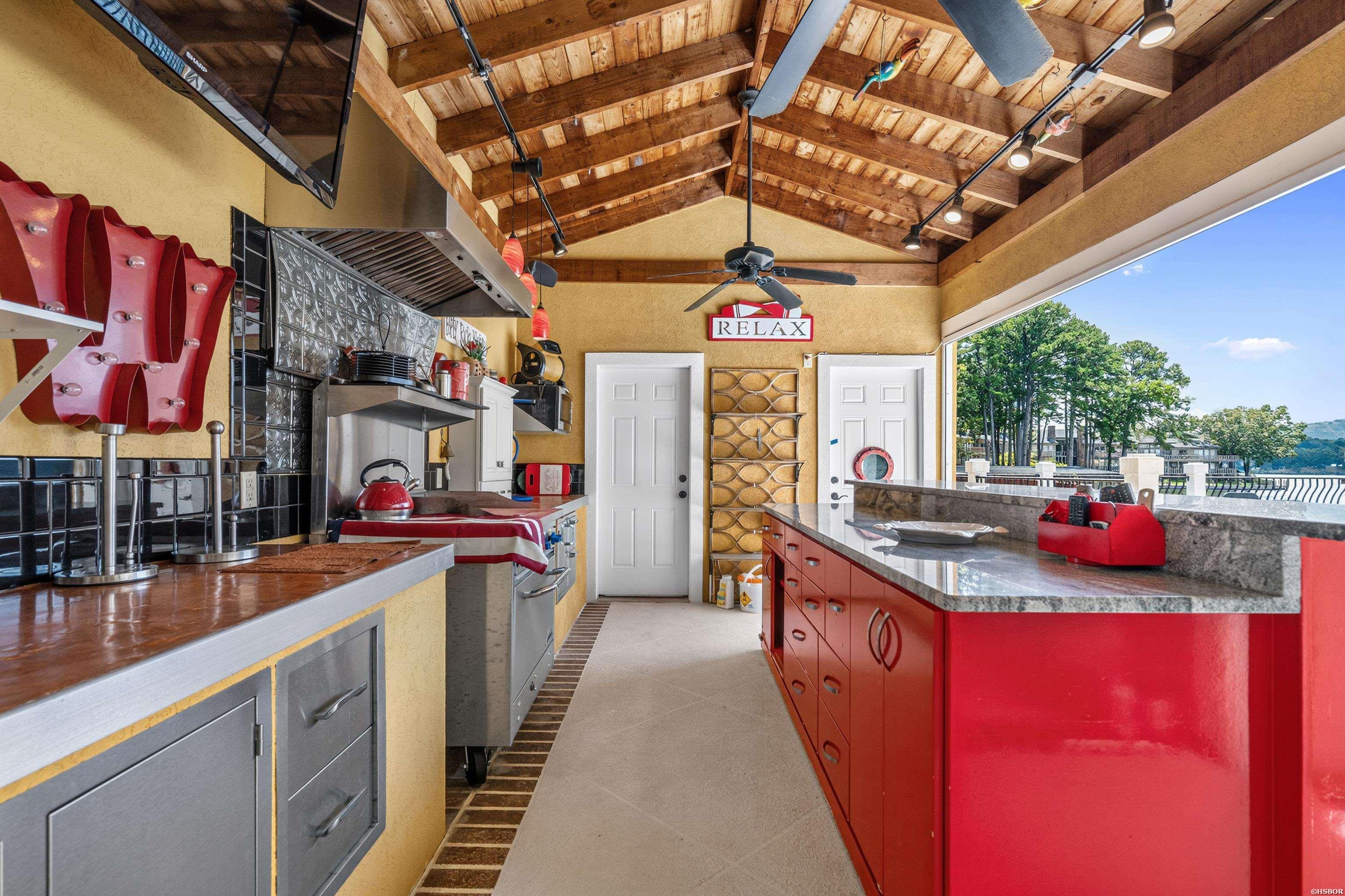 150 Catalina Circle Property Photo 39