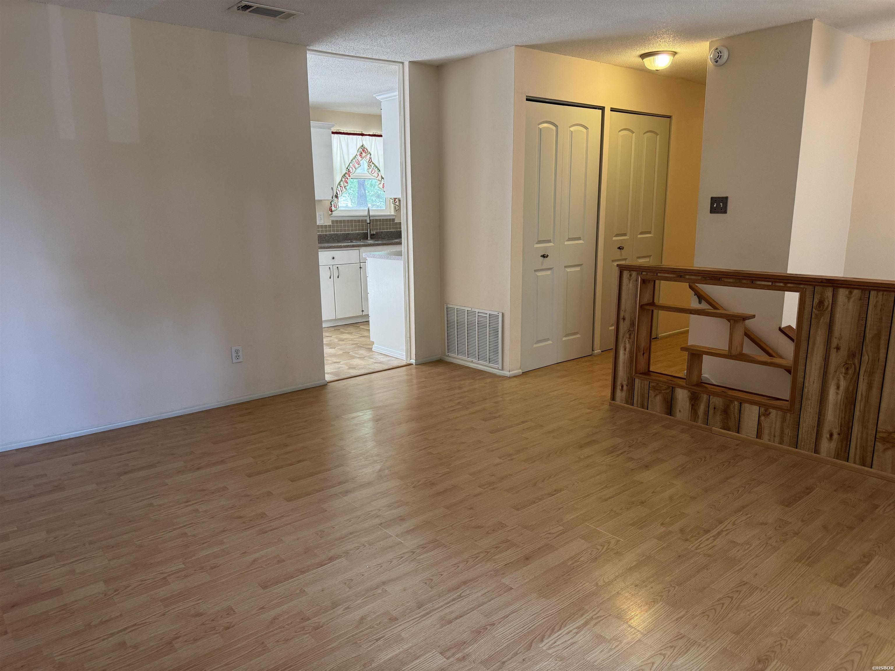 108 Gareth Court Property Photo 5