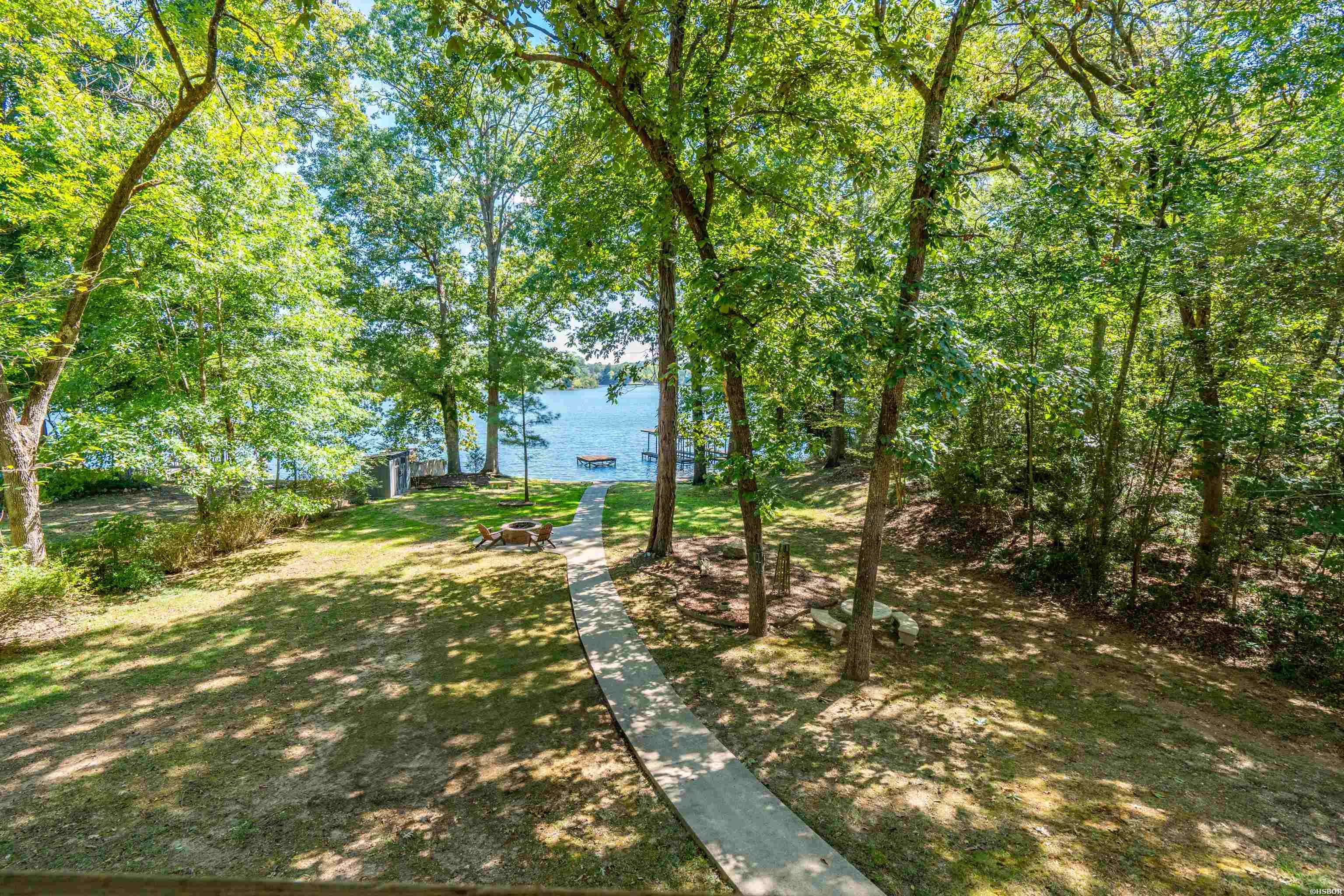 318 & 322 Cadillac Point Property Photo 33