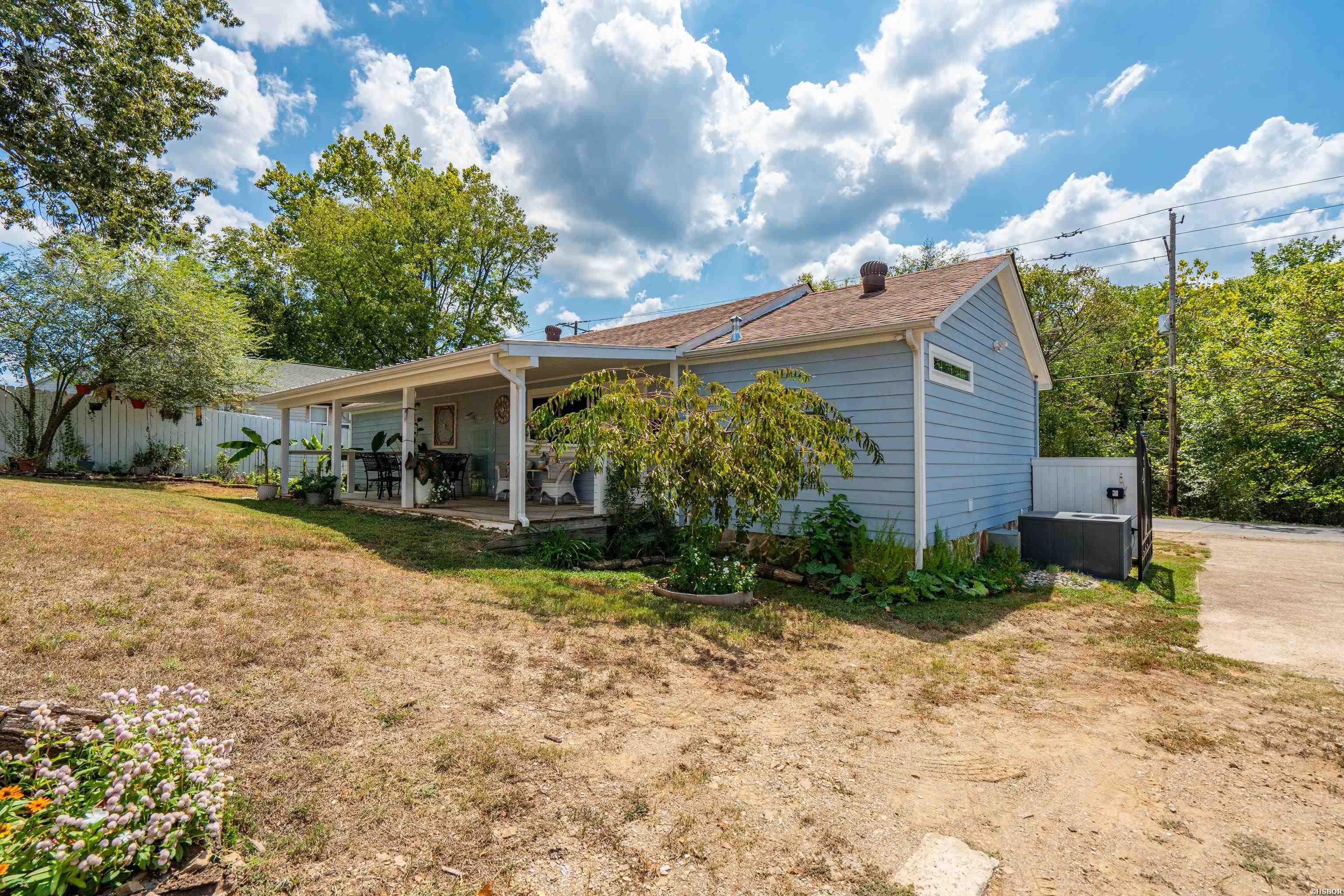 1106 W St Louis Street Property Photo 24