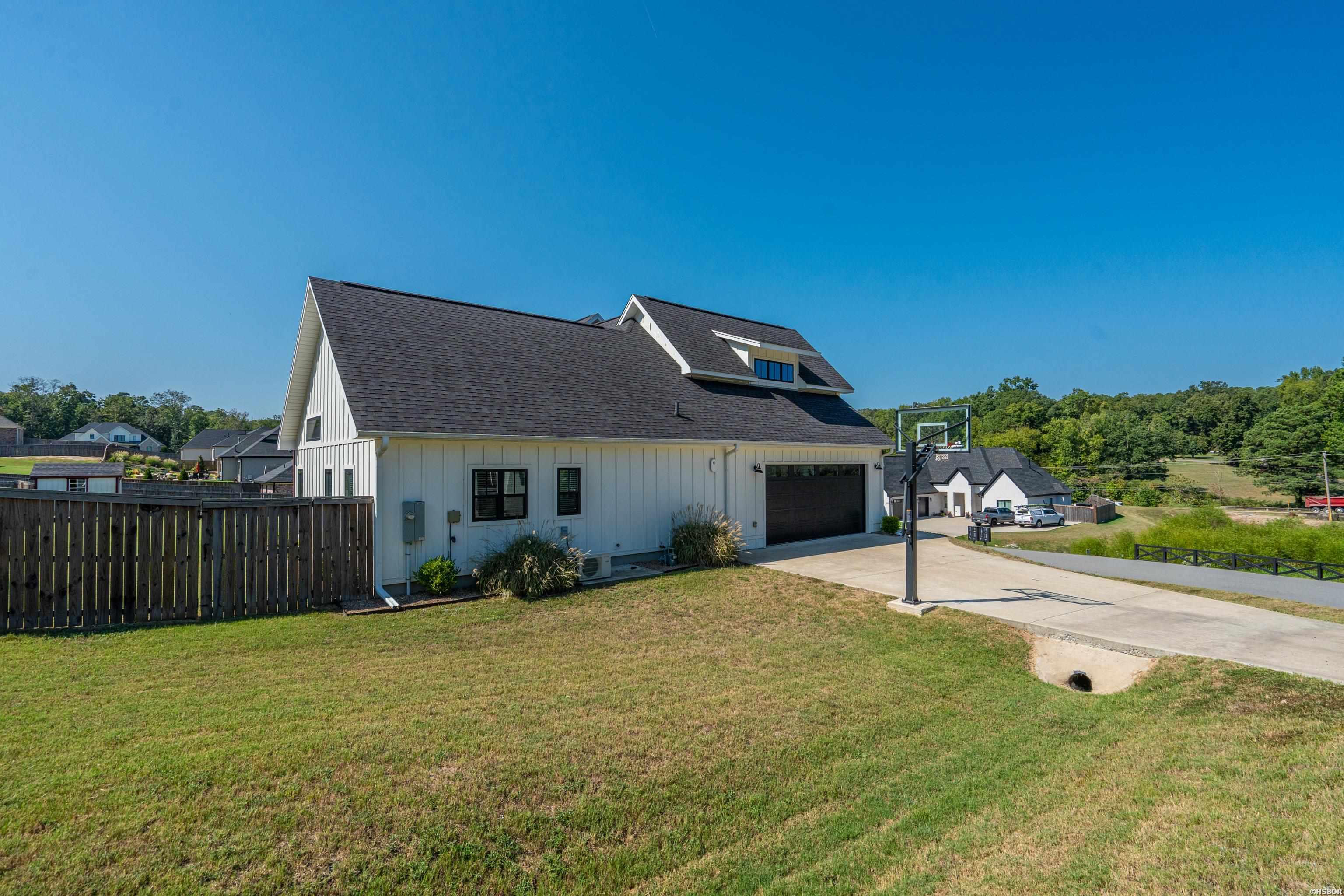 864 Belle Grove Loop Property Photo 49