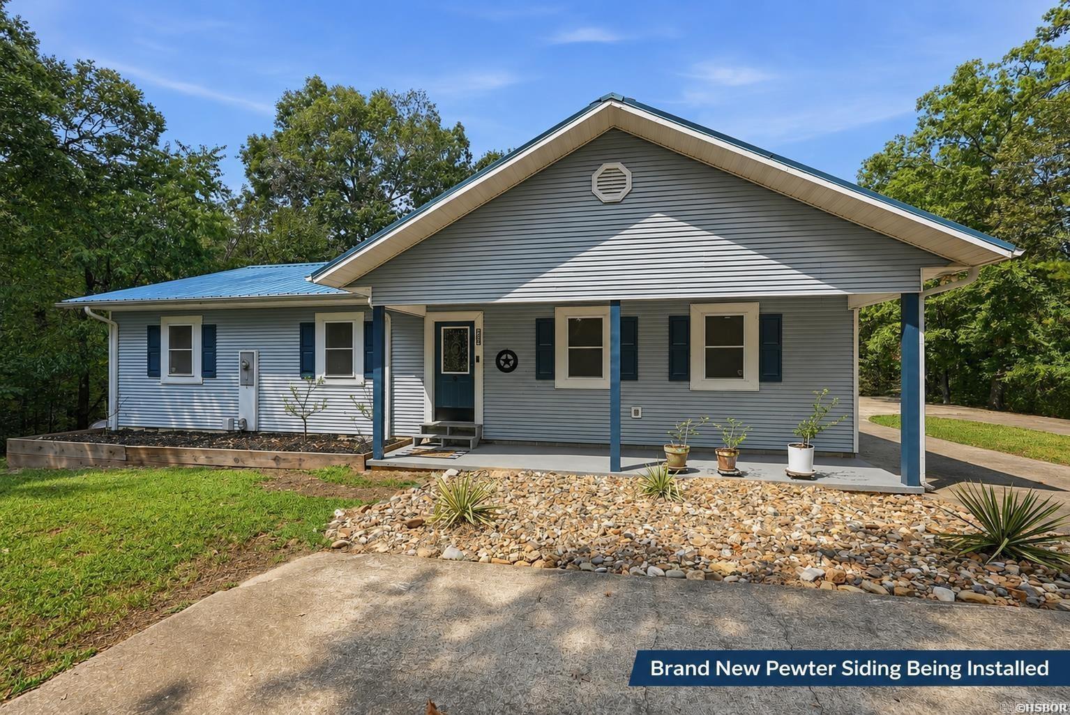 224 Longview Point Property Photo 1