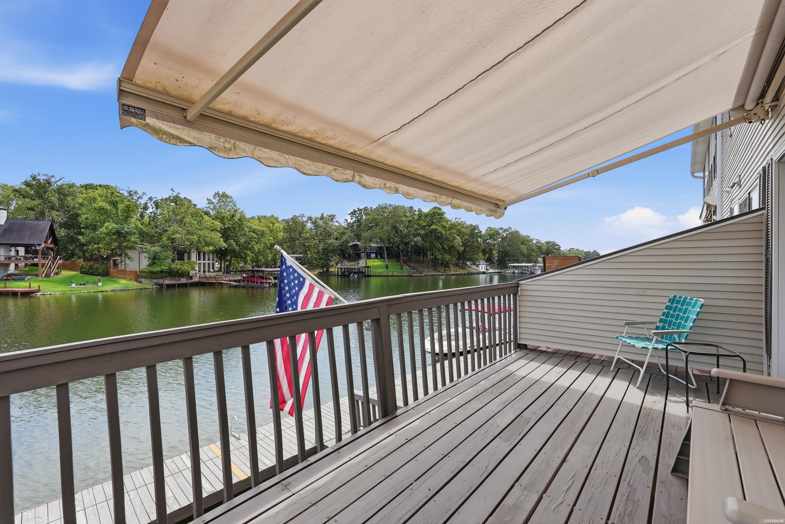227 Bayshore Cove Property Photo 10