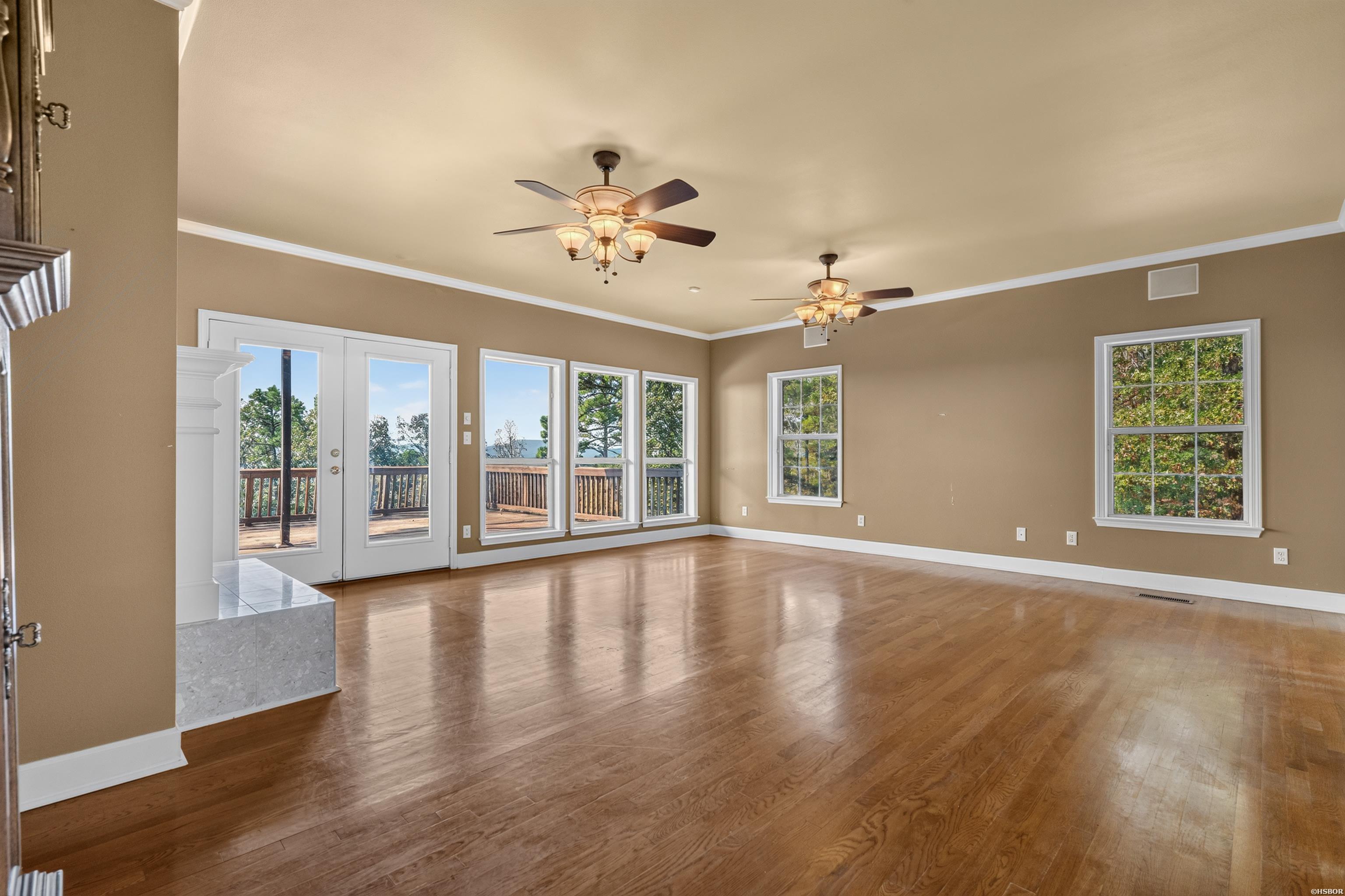 42200 Torrington Drive Property Photo 12