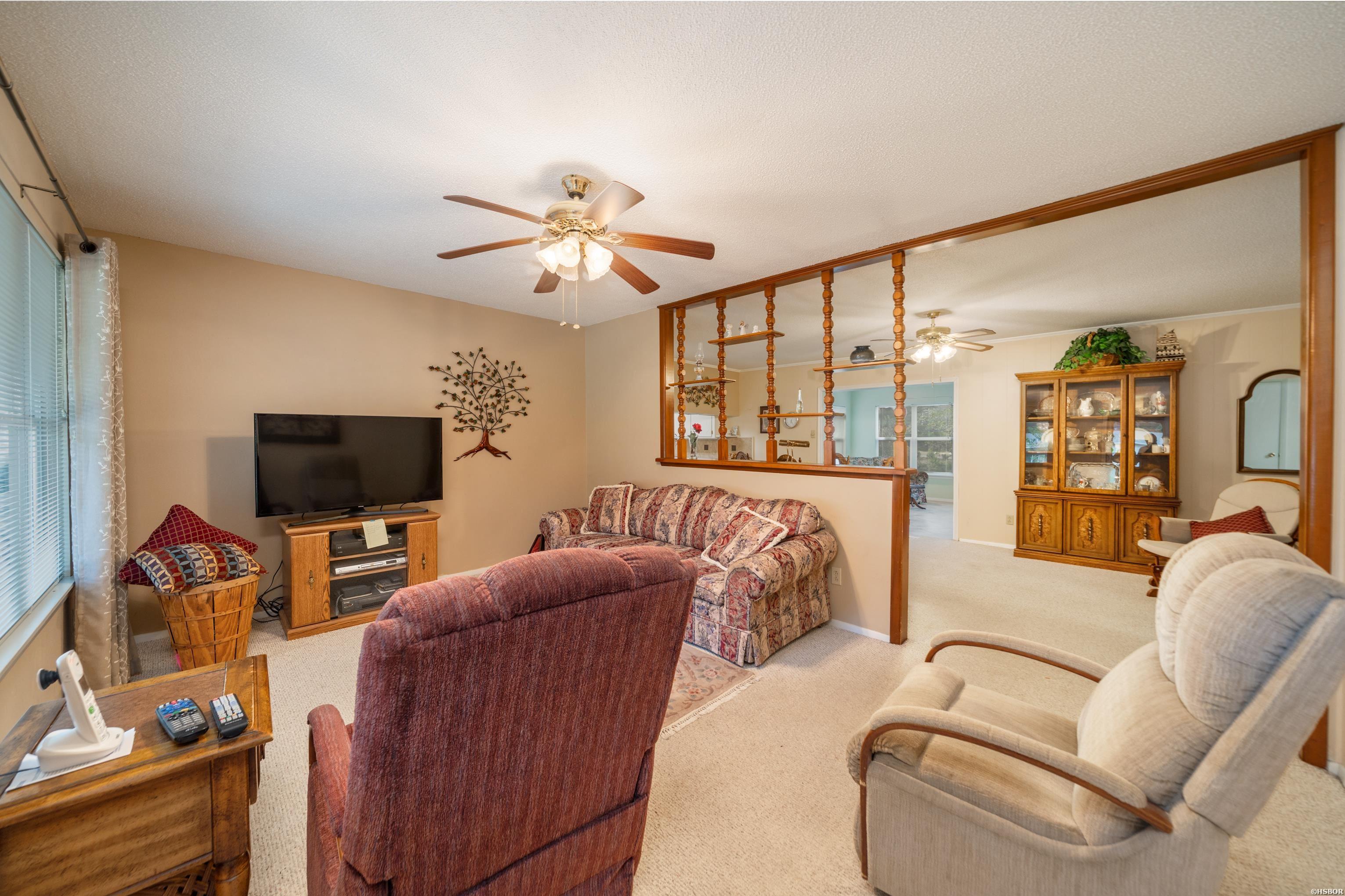 120 Windamere Drive Property Photo 3