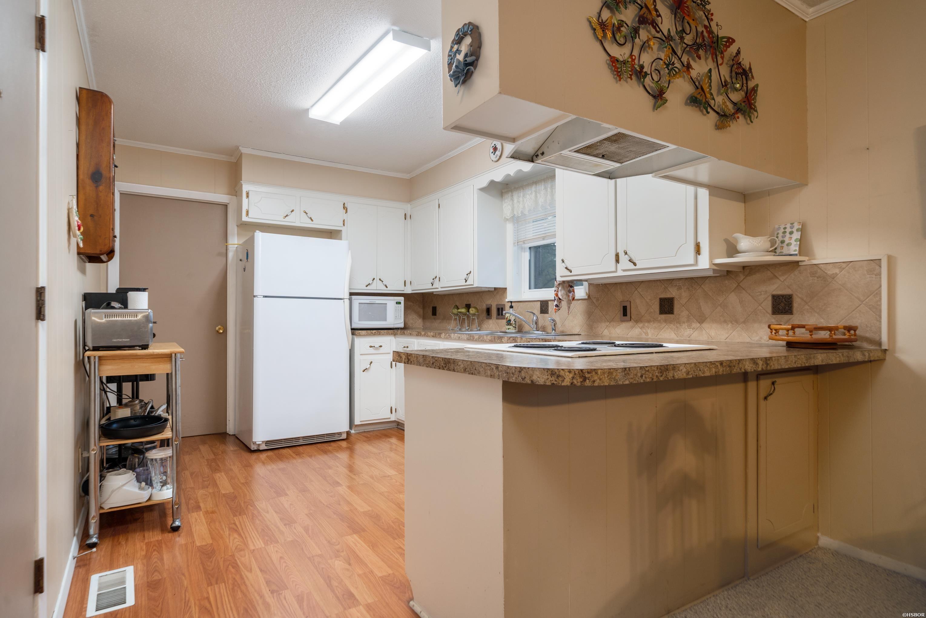 120 Windamere Drive Property Photo 9