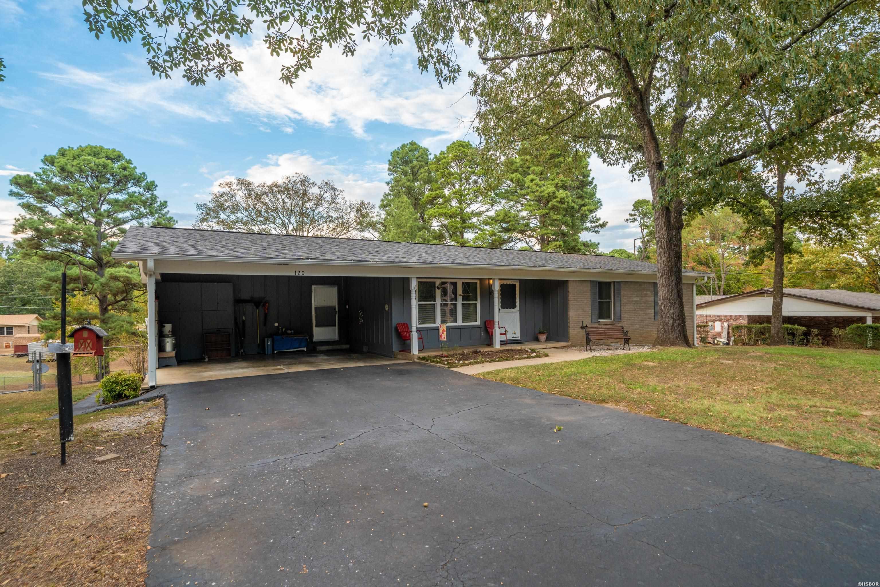 120 Windamere Drive Property Photo 24