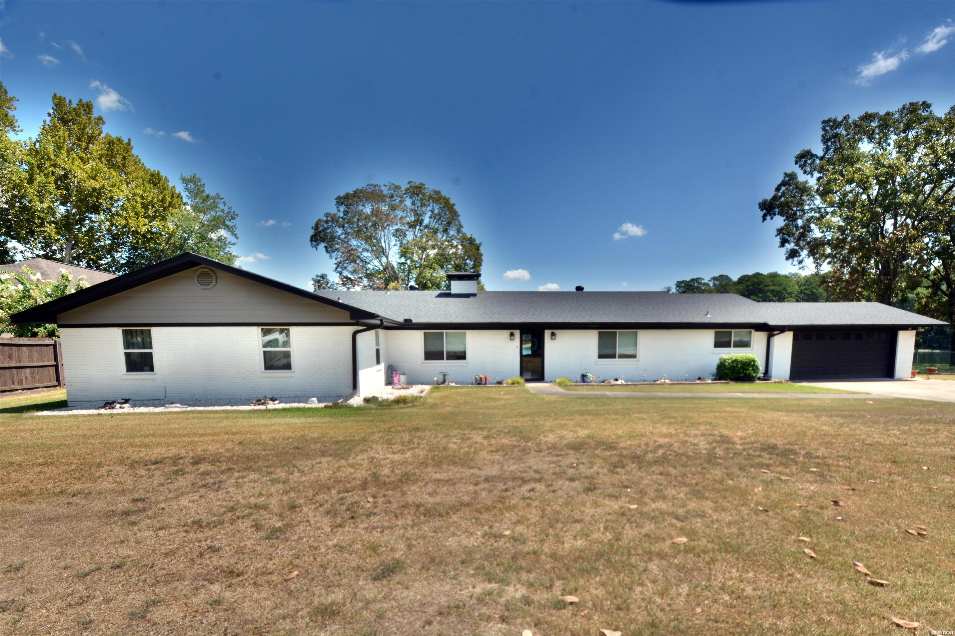208 Ridge Point Property Photo 6