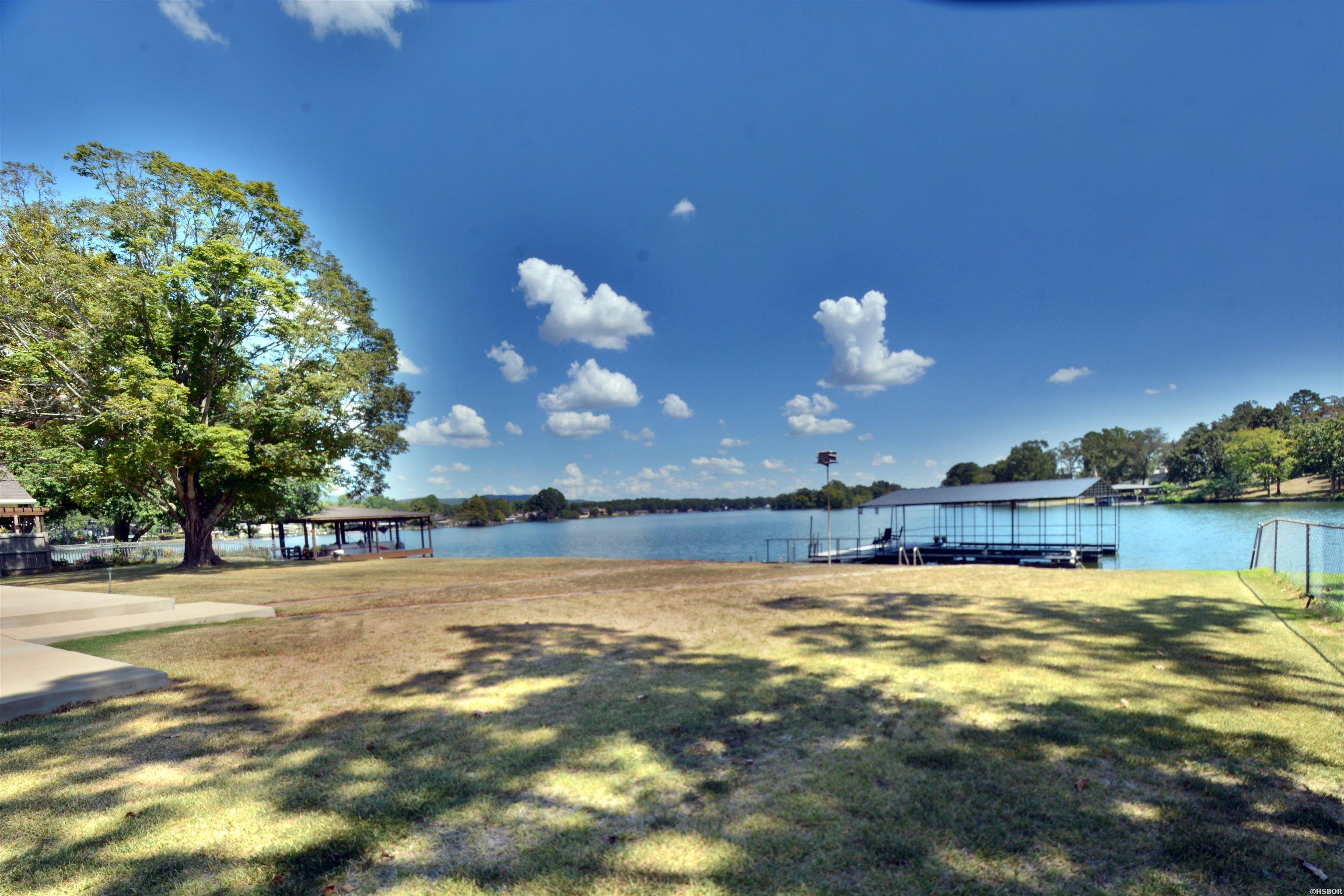 208 Ridge Point Property Photo 7
