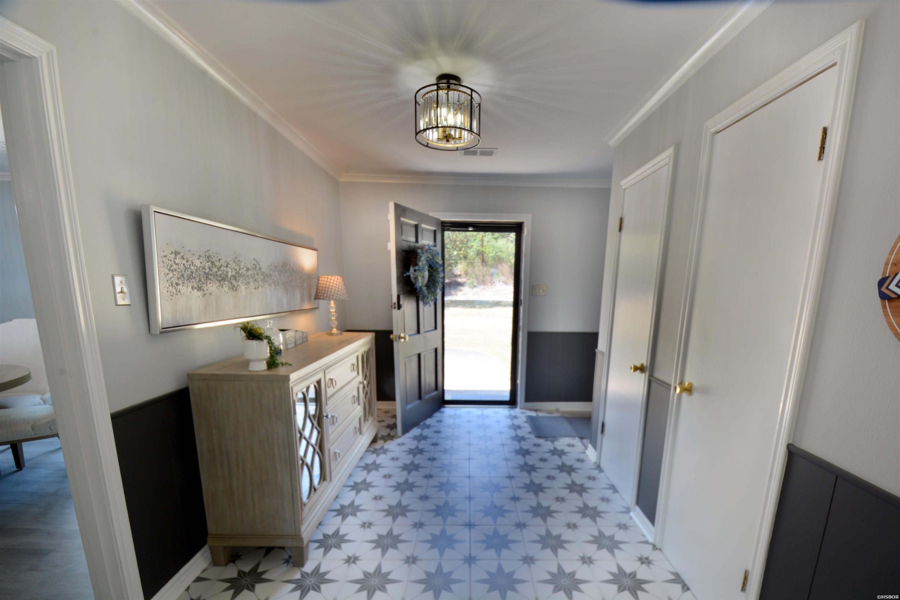 208 Ridge Point Property Photo 13