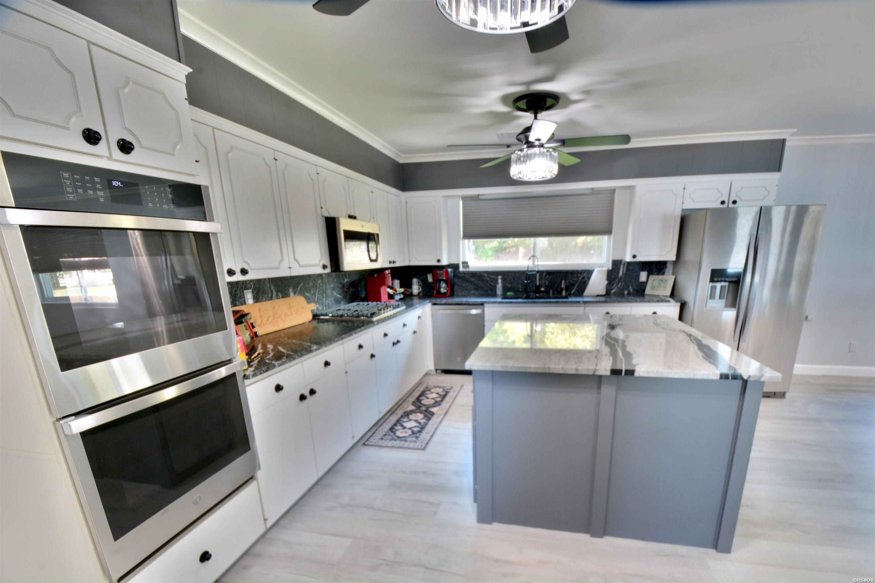 208 Ridge Point Property Photo 15