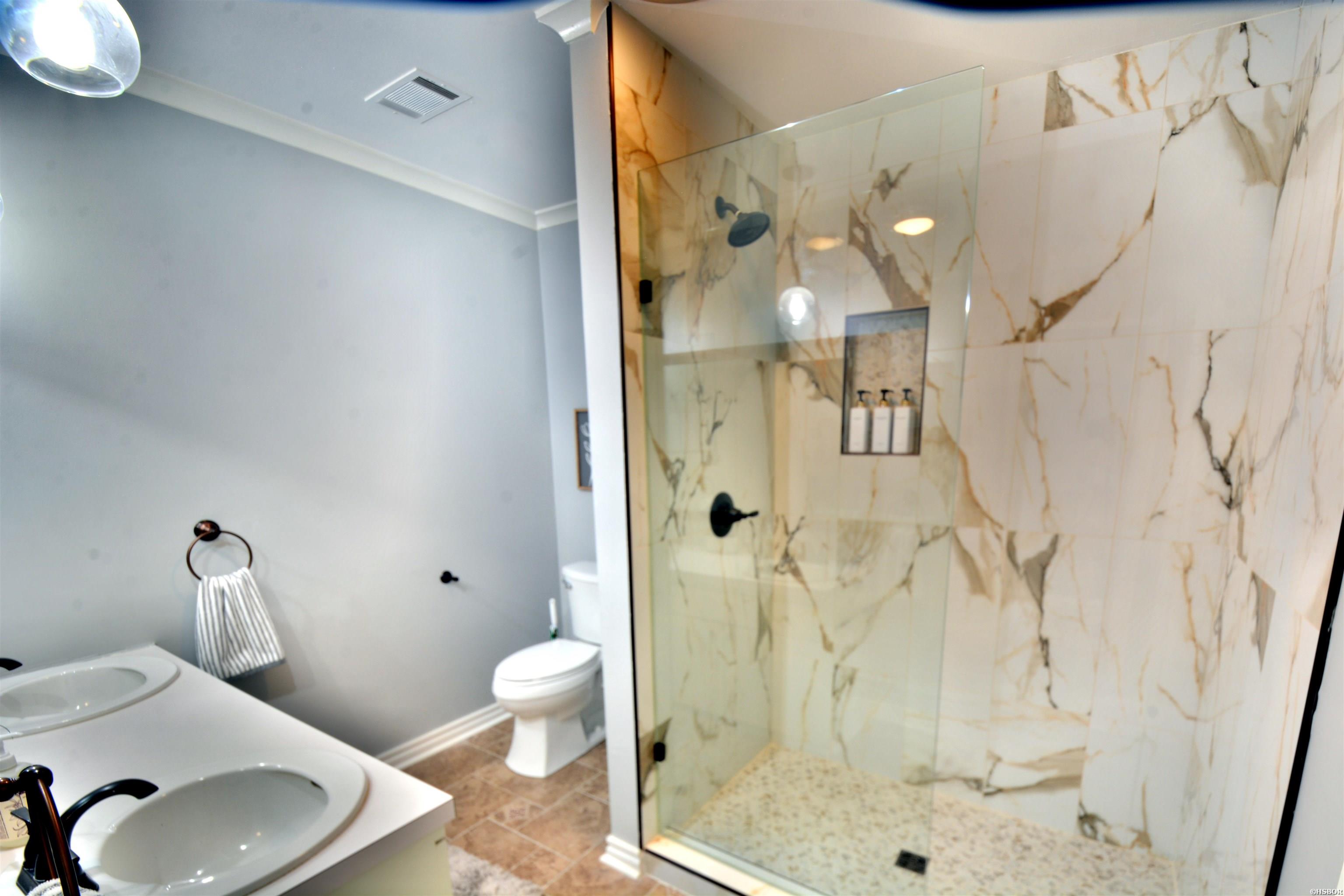 208 Ridge Point Property Photo 33